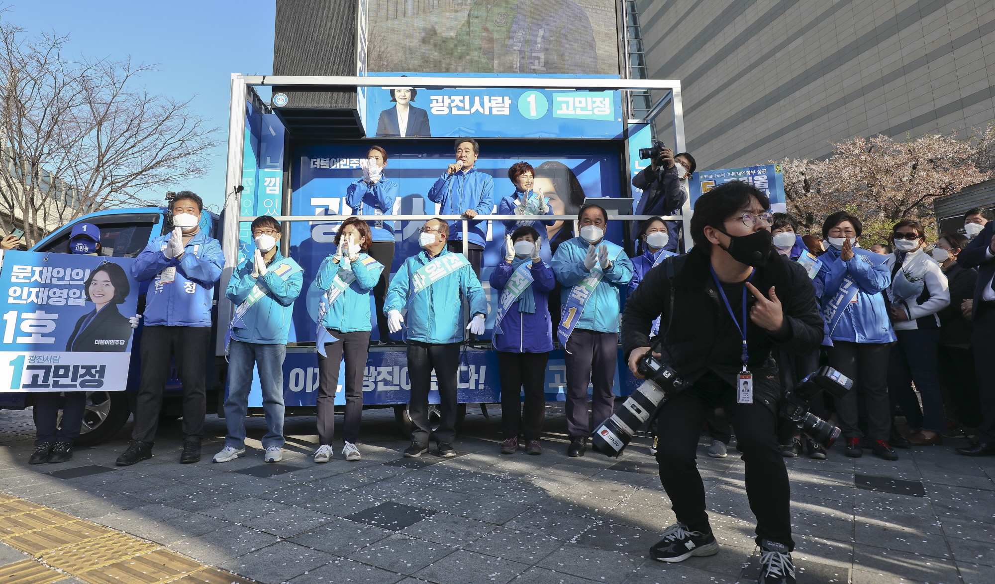 정치;총선;21대총선;고민정;이낙연;전혜숙