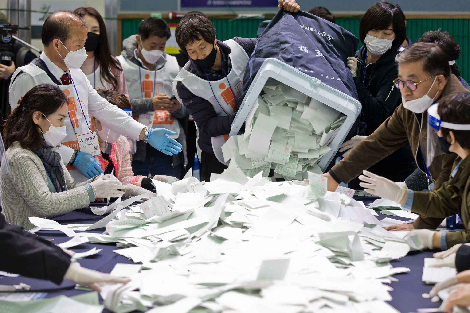 정치;선거;총선;제21대국회의원선거;총선개표;21대총선개표;영등포구개표소