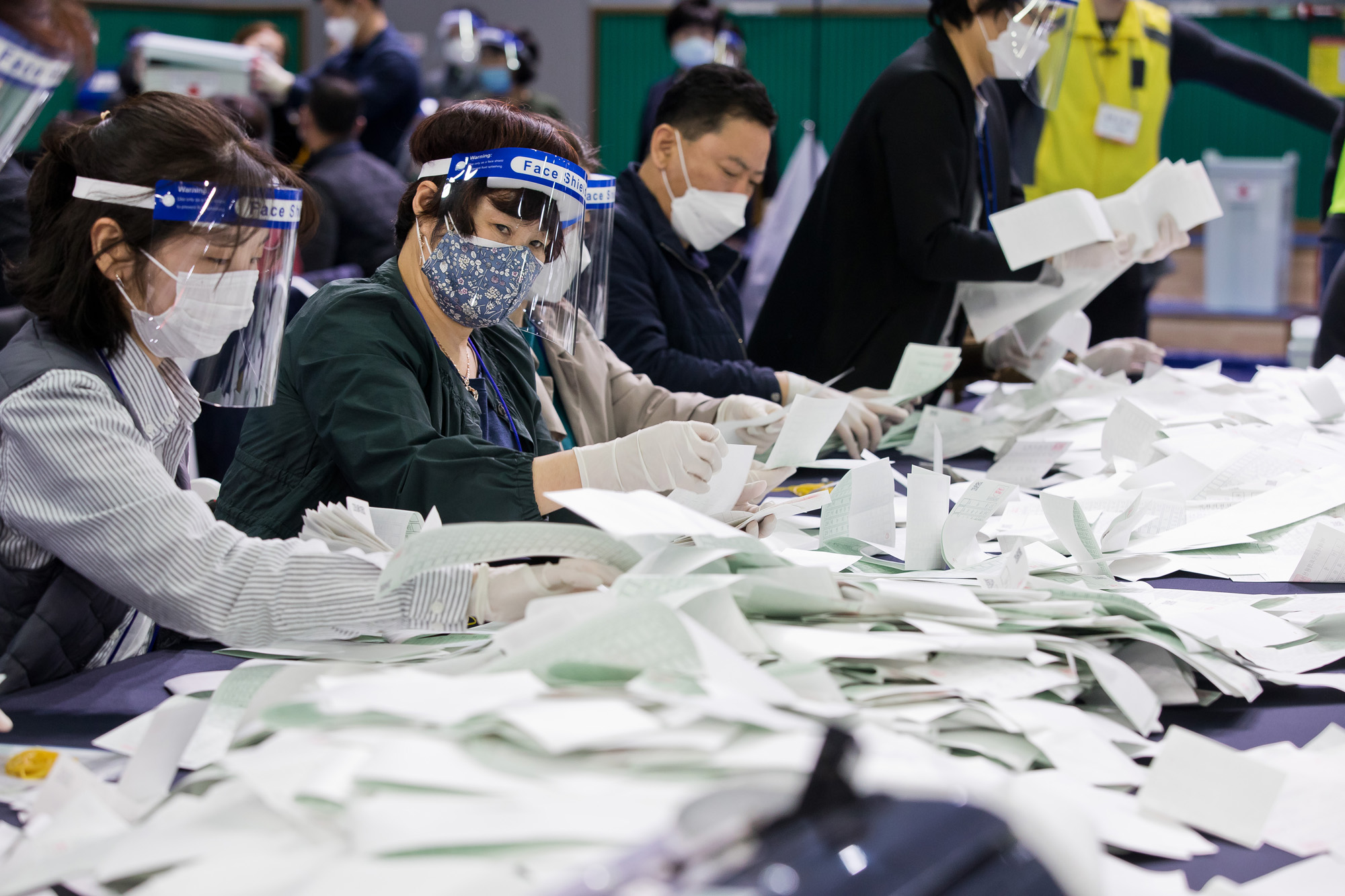 정치;선거;총선;제21대국회의원선거;총선개표;21대총선개표;영등포구개표소