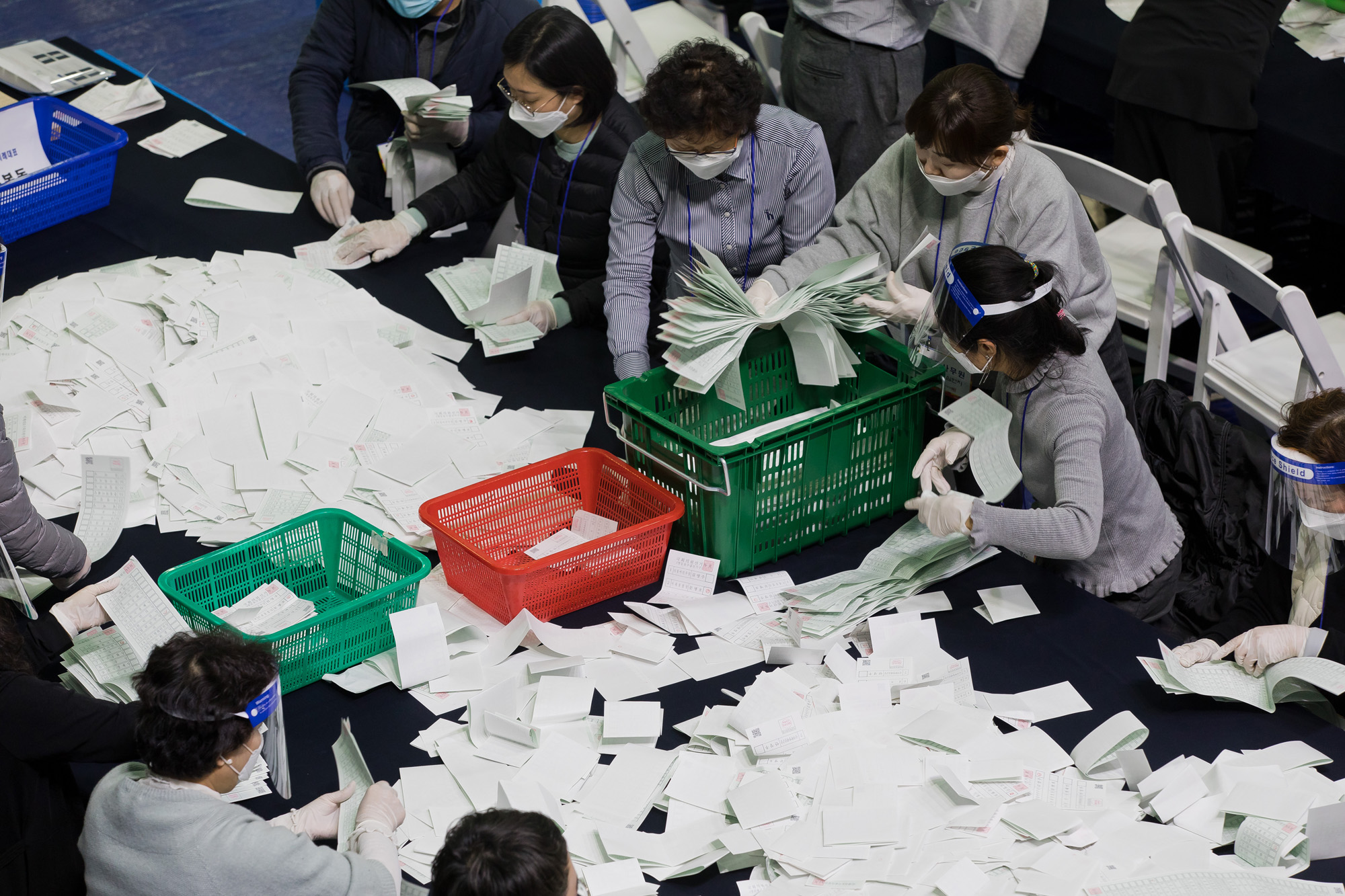 정치;선거;총선;제21대국회의원선거;총선개표;21대총선개표;영등포구개표소