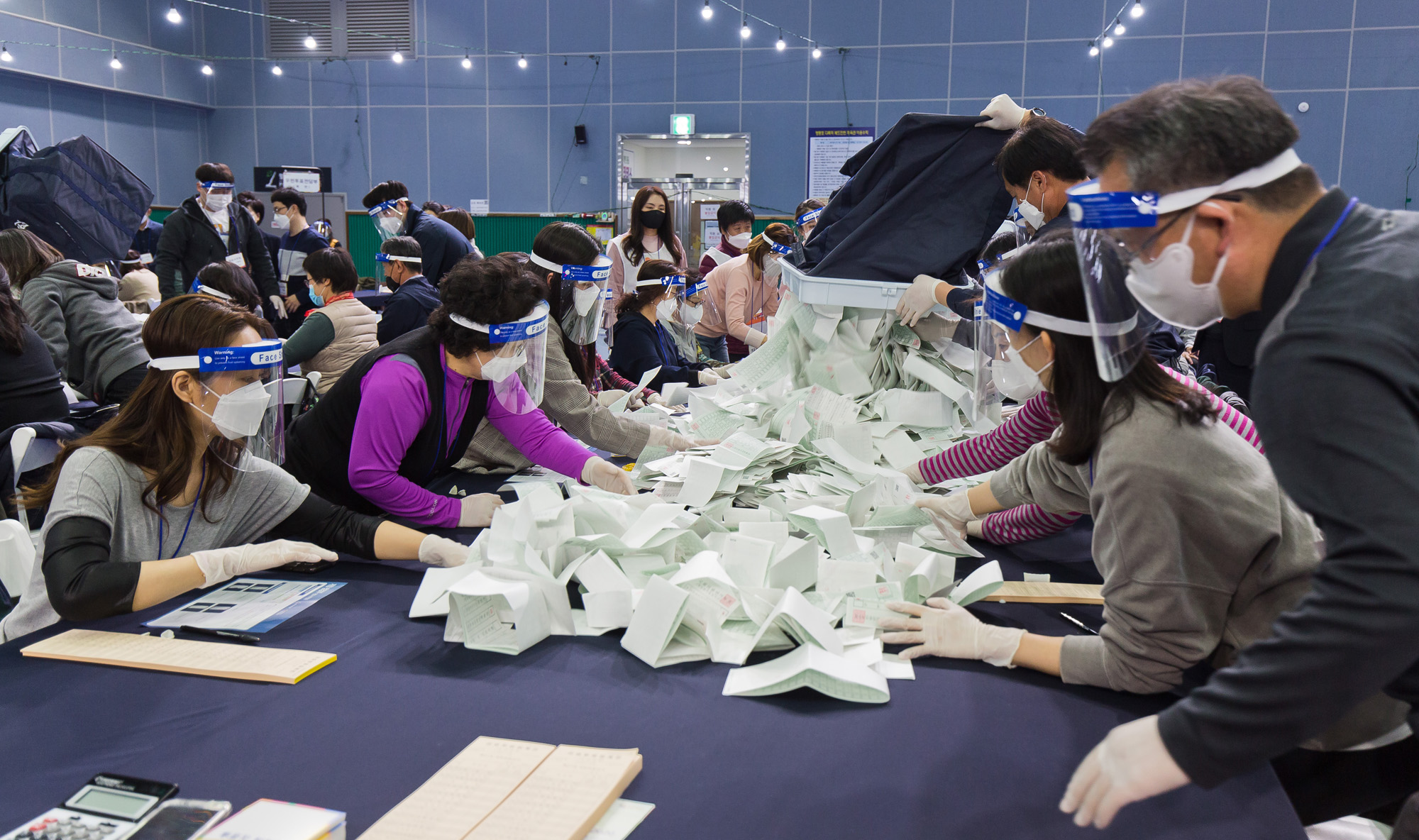 정치;선거;총선;제21대국회의원선거;총선개표;21대총선개표;영등포구개표소