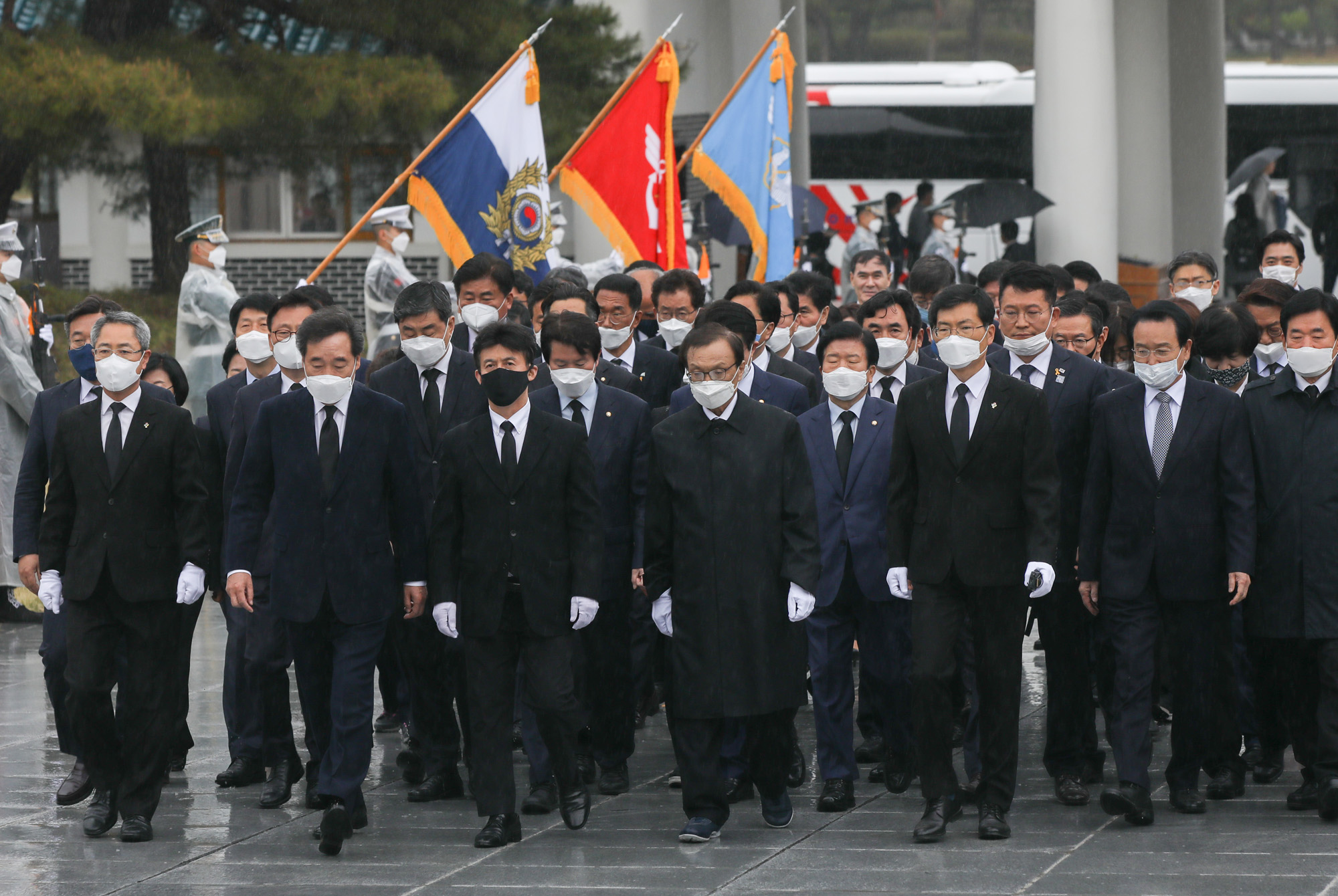 정치;국회;정당;더불어민주당;더불어시민당;국립현충원