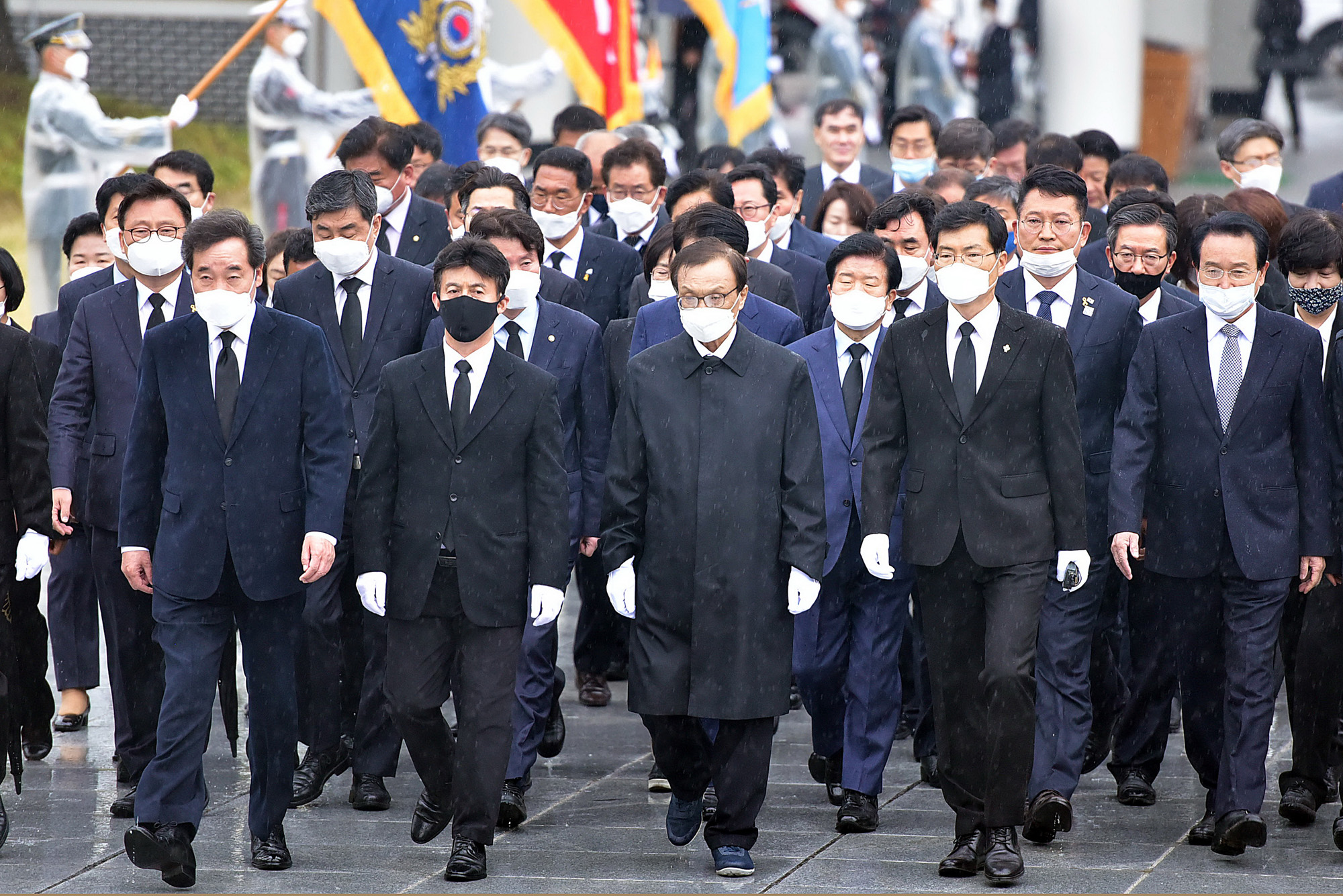정치;국회;정당;더불어민주당;더불어시민당;국립현충원