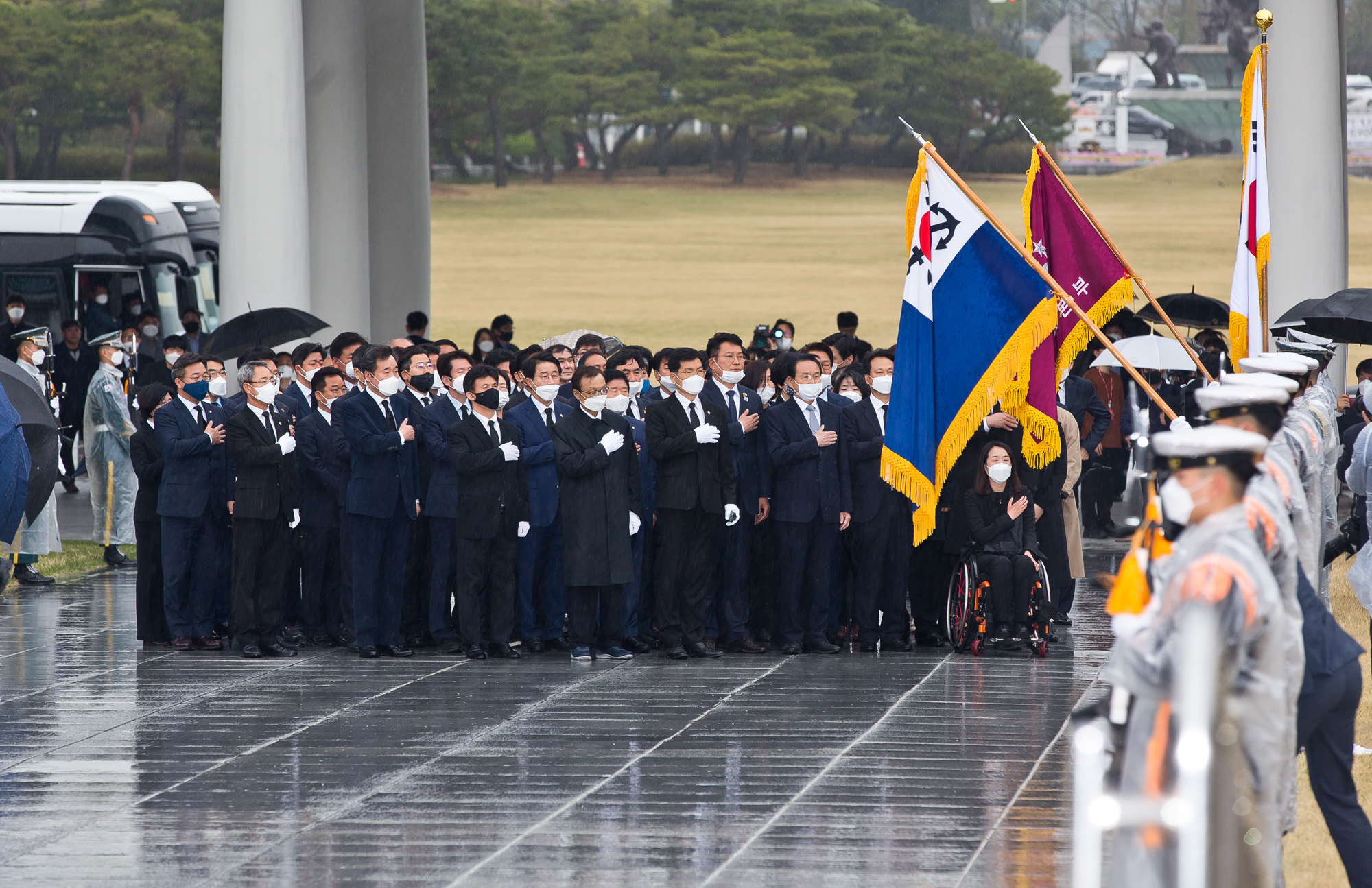 정치;국회;정당;더불어민주당;더불어시민당;국립현충원