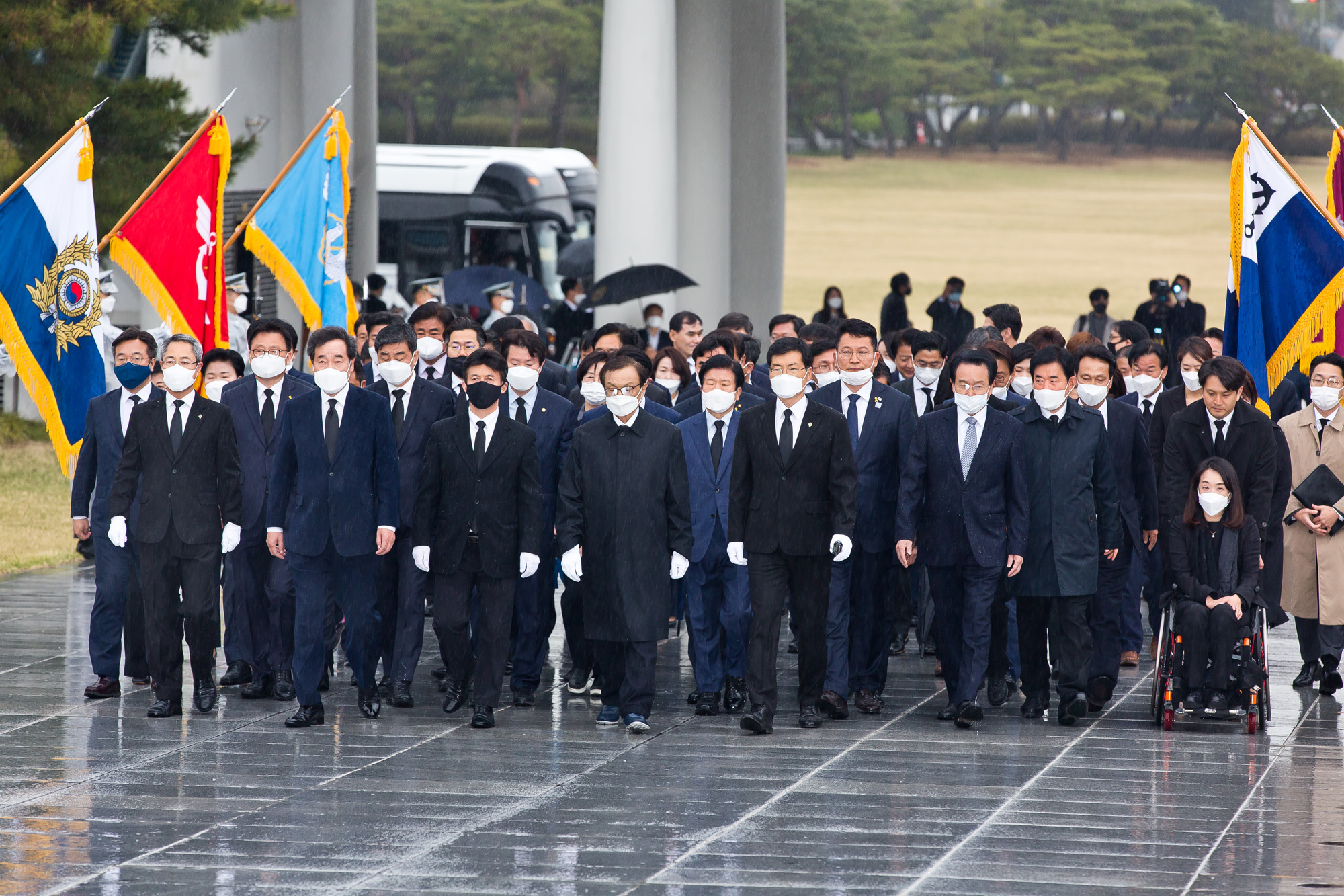 정치;국회;정당;더불어민주당;더불어시민당;국립현충원