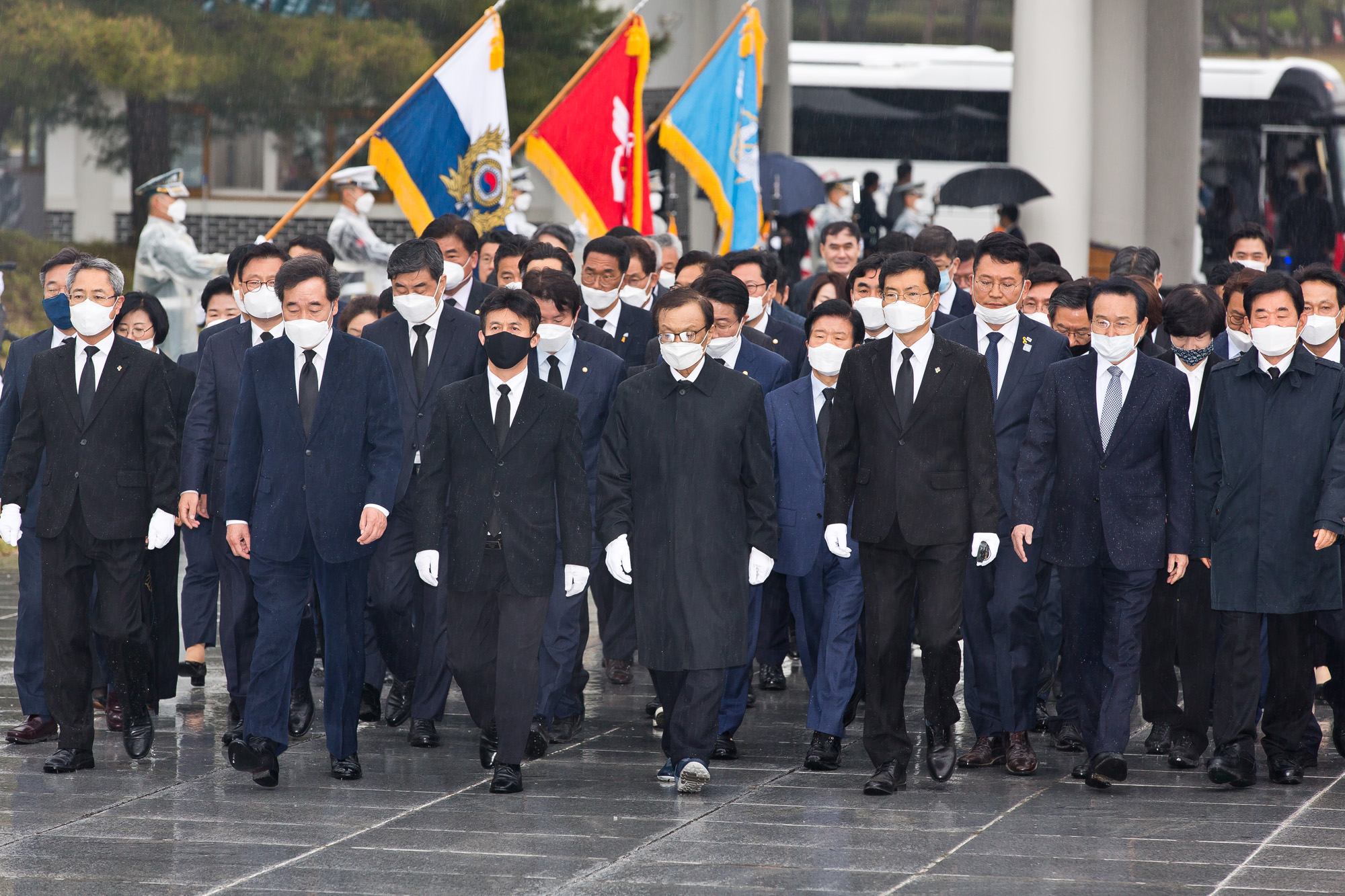 정치;국회;정당;더불어민주당;더불어시민당;국립현충원