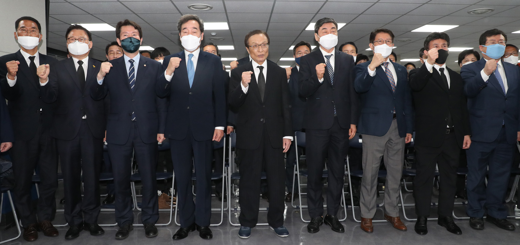 정치;더불어민주당;더불어시민당;더불어합동선거대책위해단식;이낙연;이해찬;이인영