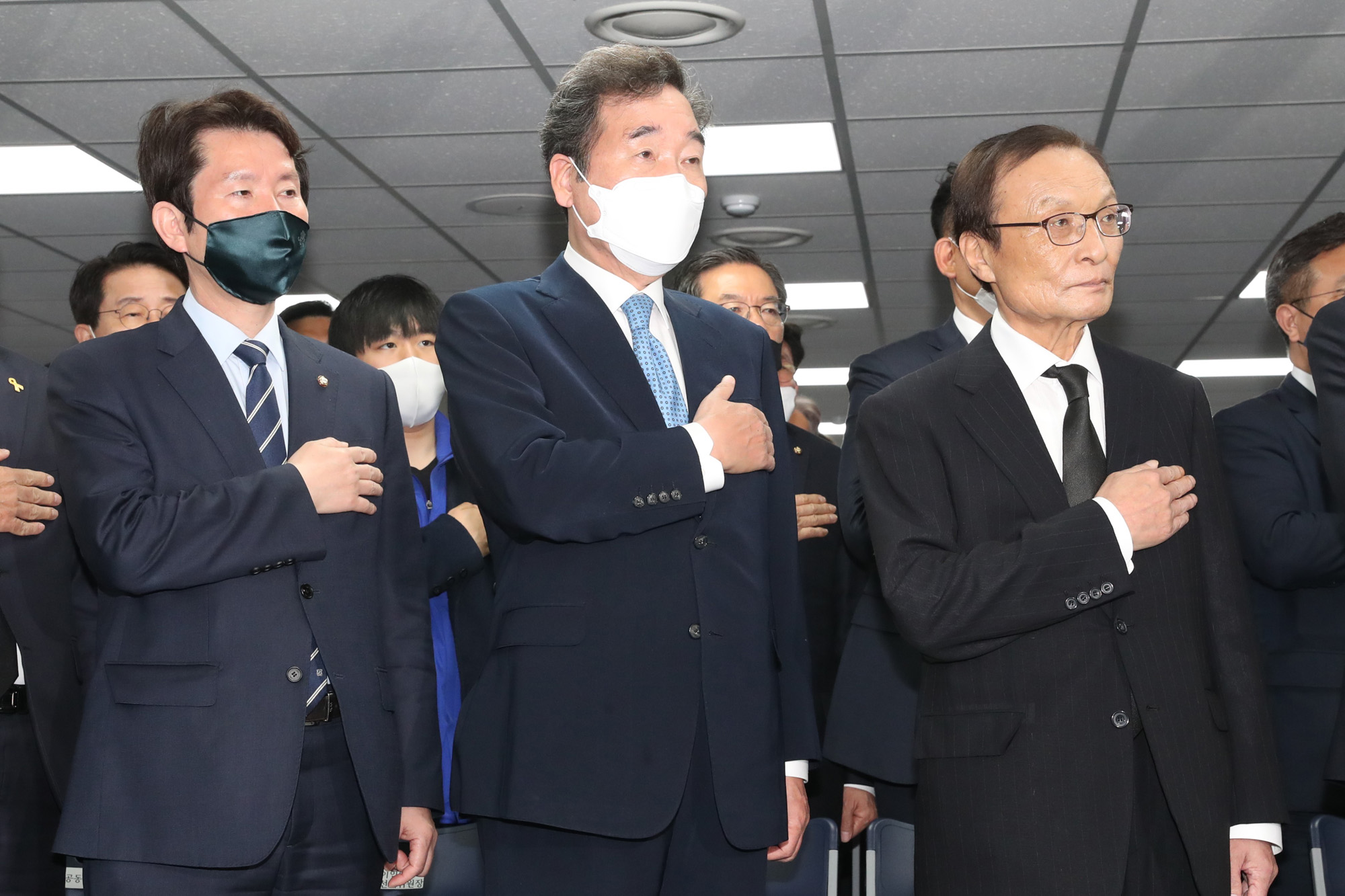 정치;더불어민주당;더불어시민당;더불어합동선거대책위해단식;이낙연;이해찬;이인영