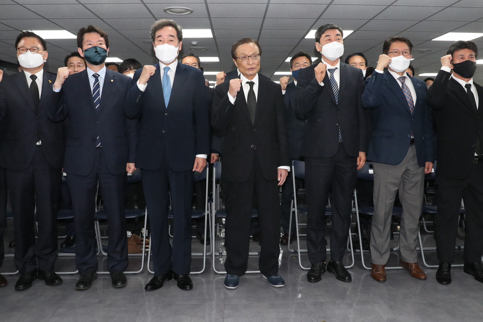 정치;더불어민주당;더불어시민당;더불어합동선거대책위해단식;이낙연;이해찬;이인영