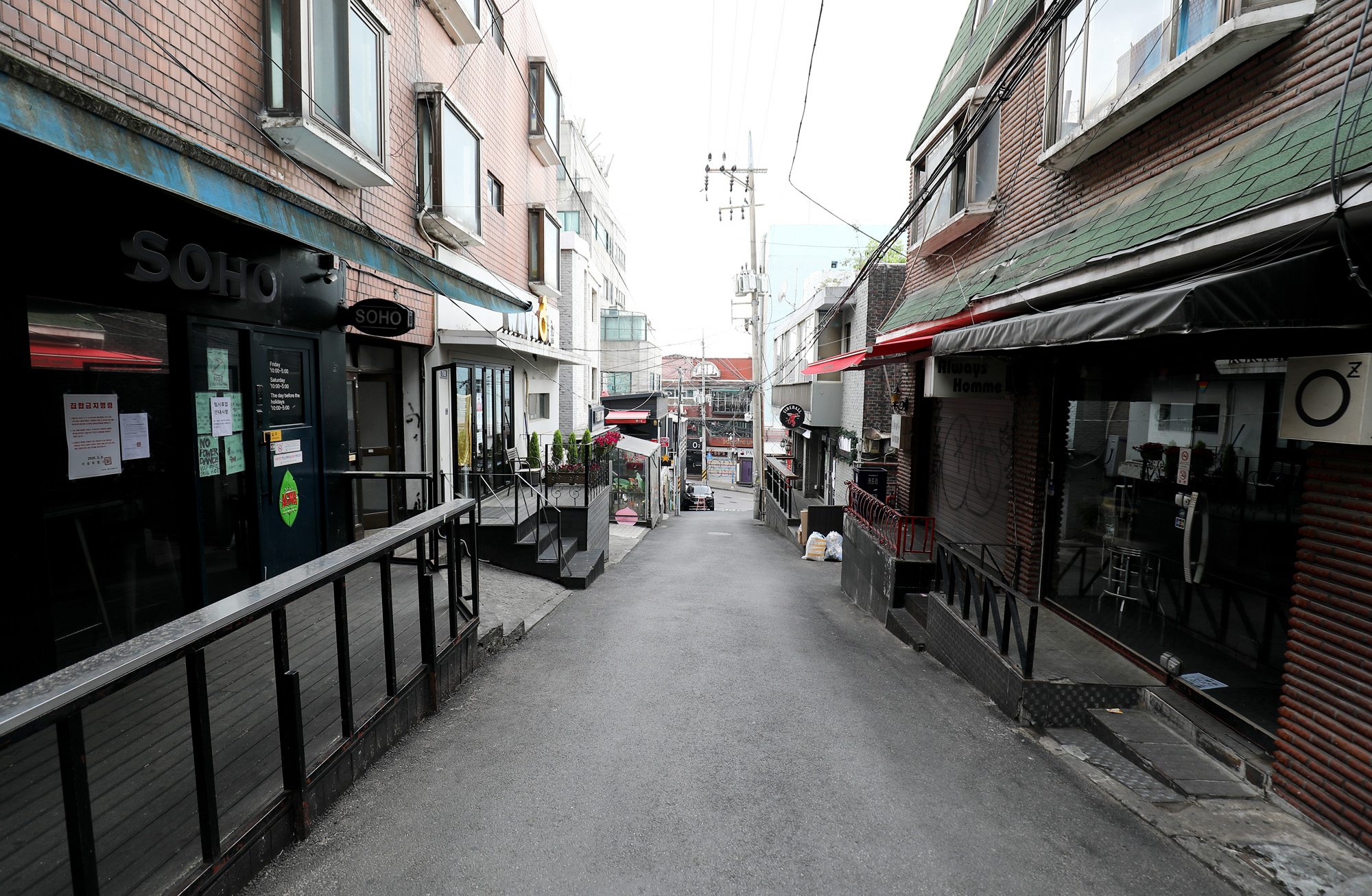 코로나19;이태원코로나;이태원게이클럽;이태원클럽;한산한이태원