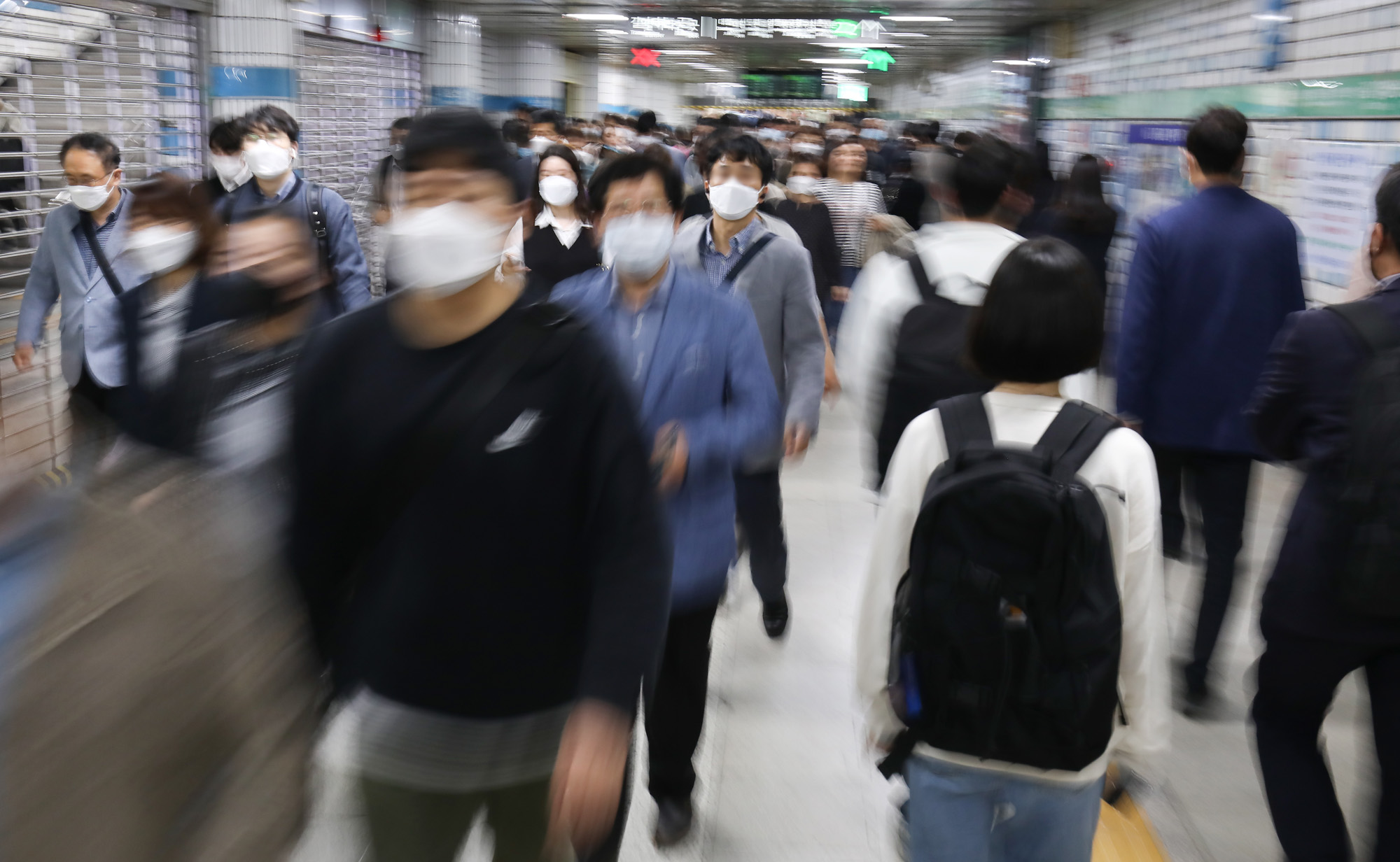 사회;코로나19;마스크;지하철마스크;지하철코로나;전동차이용객혼잡도