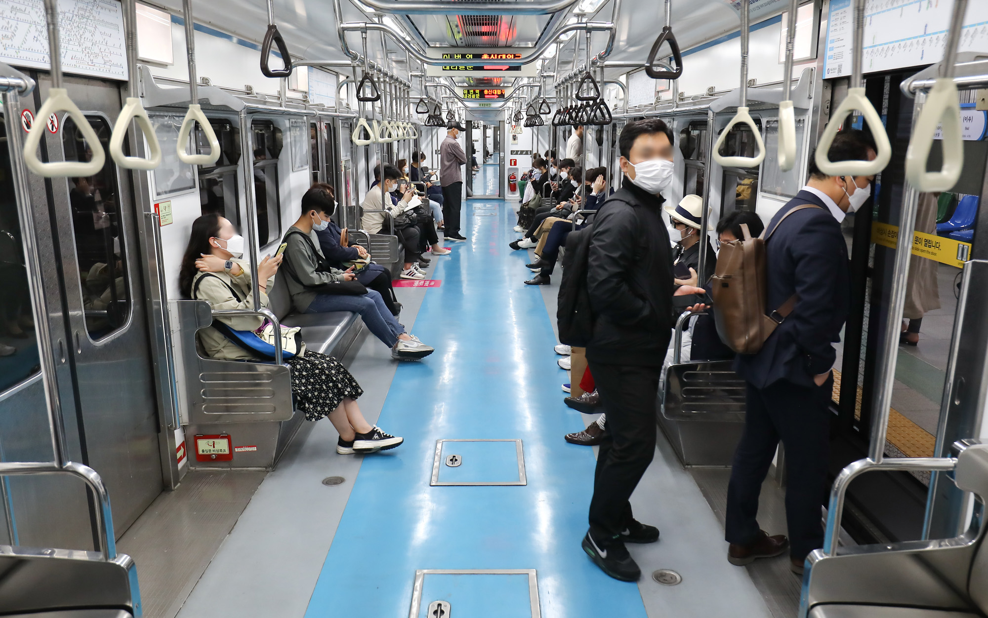 사회;코로나19;마스크;지하철마스크;지하철코로나;전동차이용객혼잡도