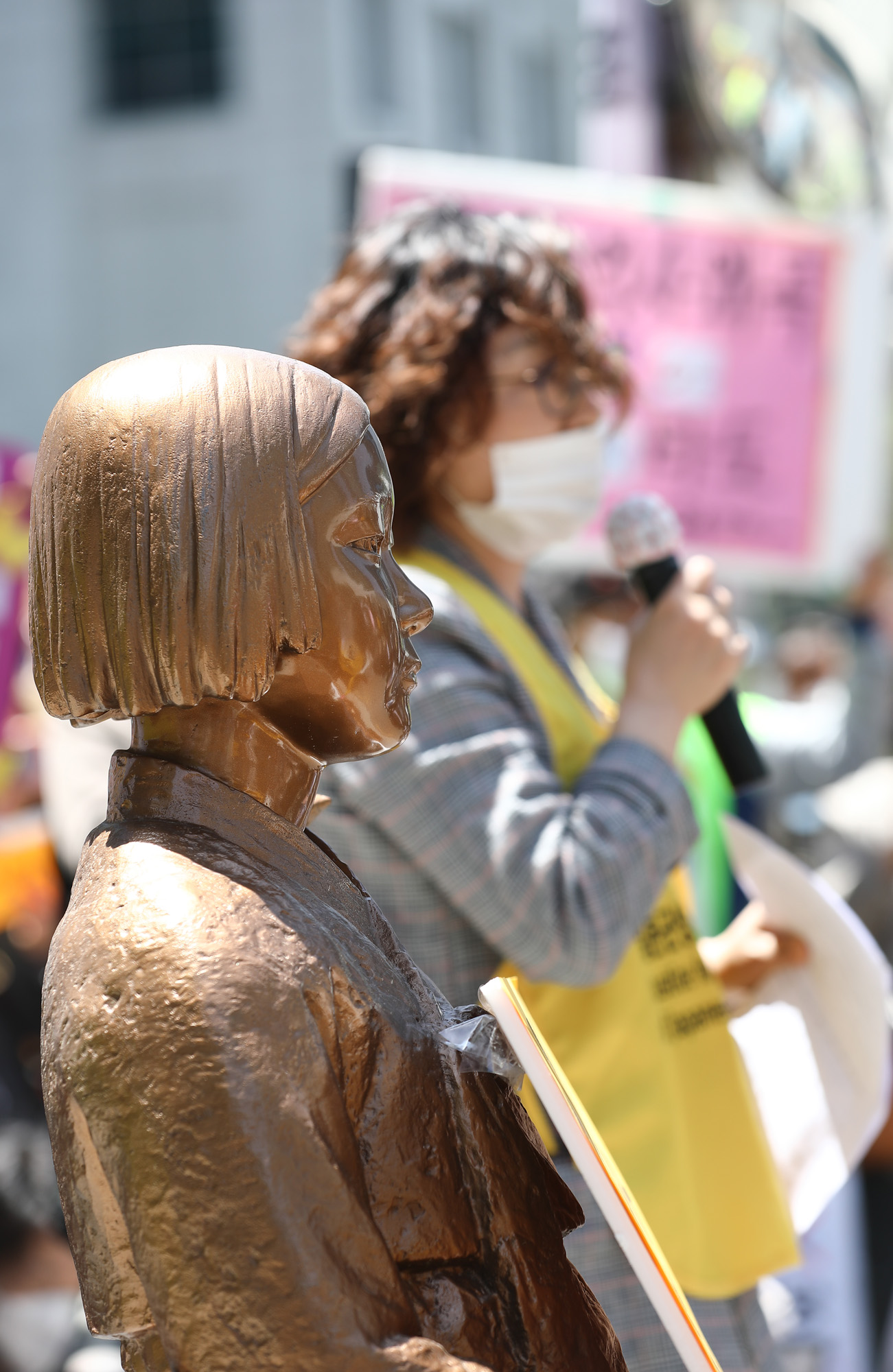 사회;정의연;위안부;소녀상;일본대사관;수요집회;평화나비;이용수;이나영