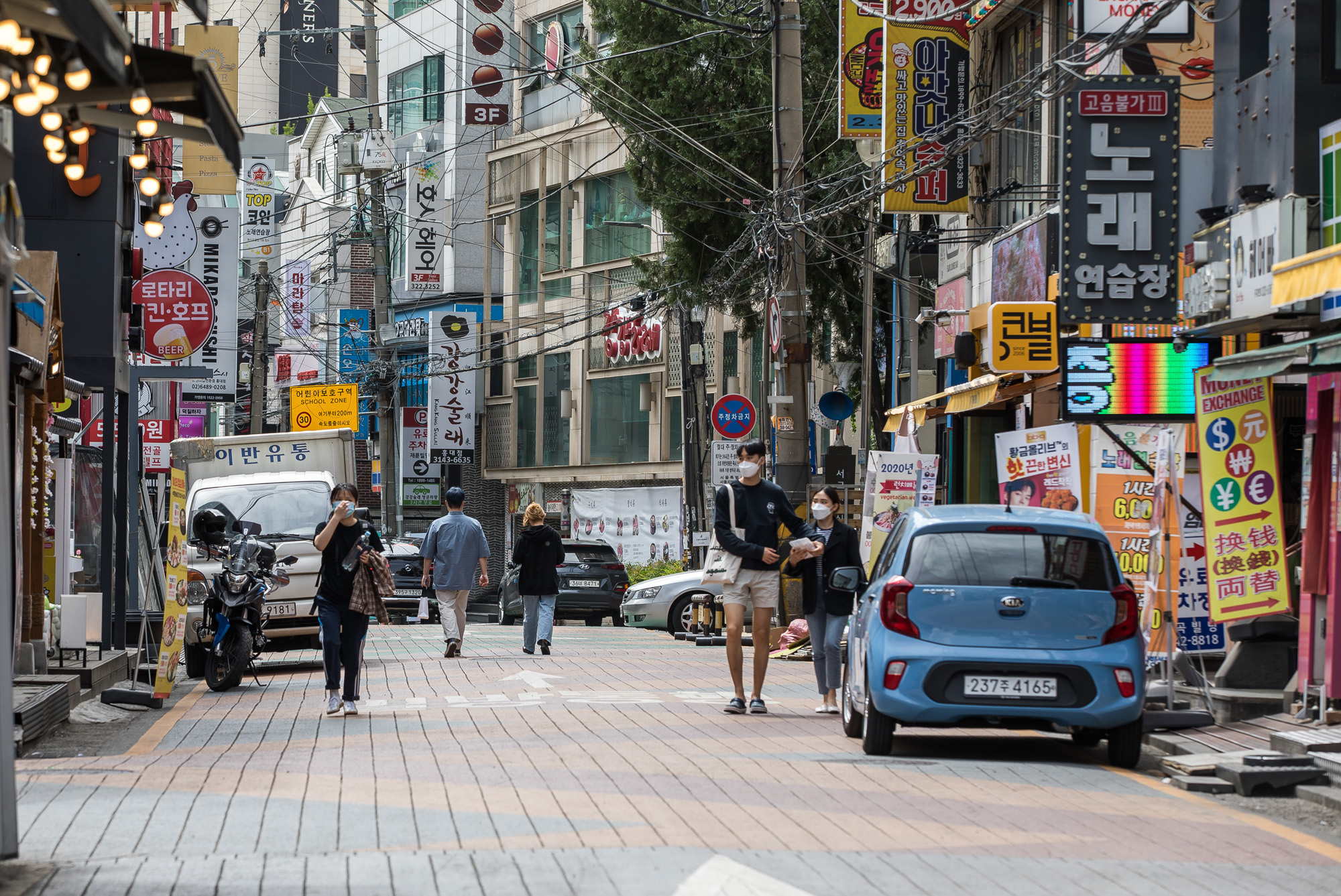 사회;사건사고;세태;코로나19;신종코로나바이러스감염증;이태원클럽발코로나집단감염;홍대클럽;홍대거리