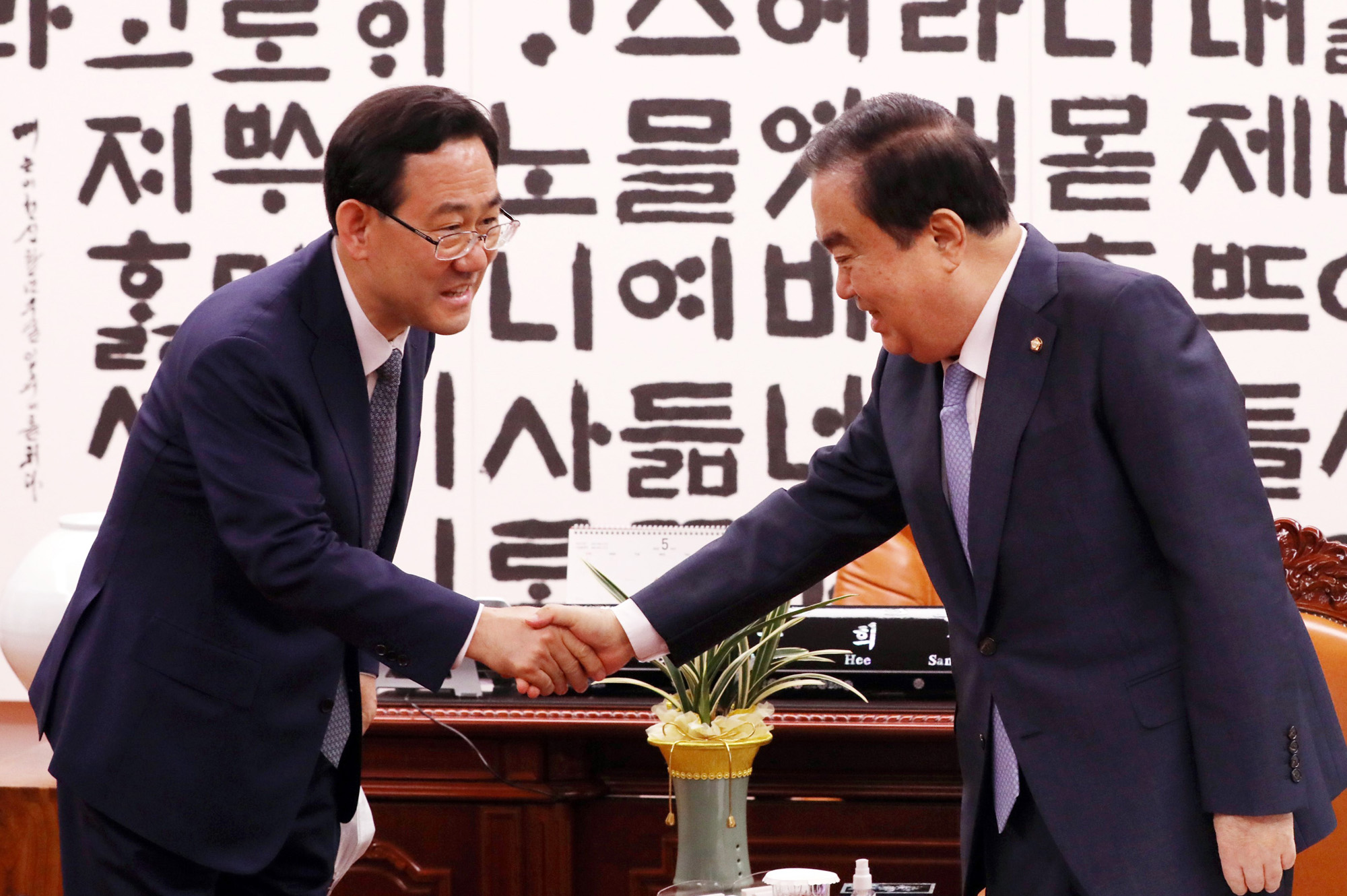 정치;국회;주호영;문희상