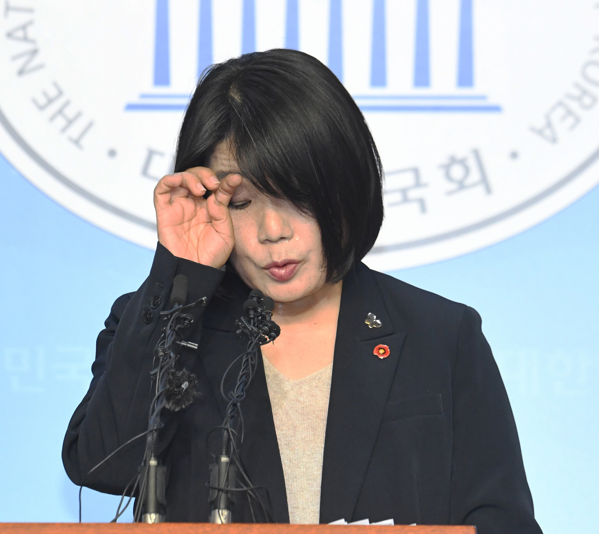 정치;국회;더불어민주당;정의기억연대;정의연;윤미향;정의연회계부정의혹