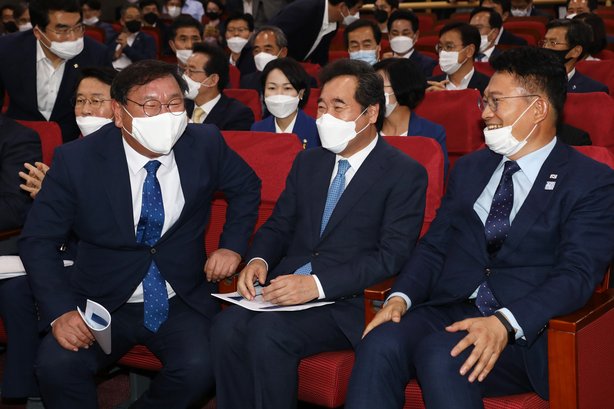 정치;국회;자치와균형포럼;이낙연;김태년;송영길