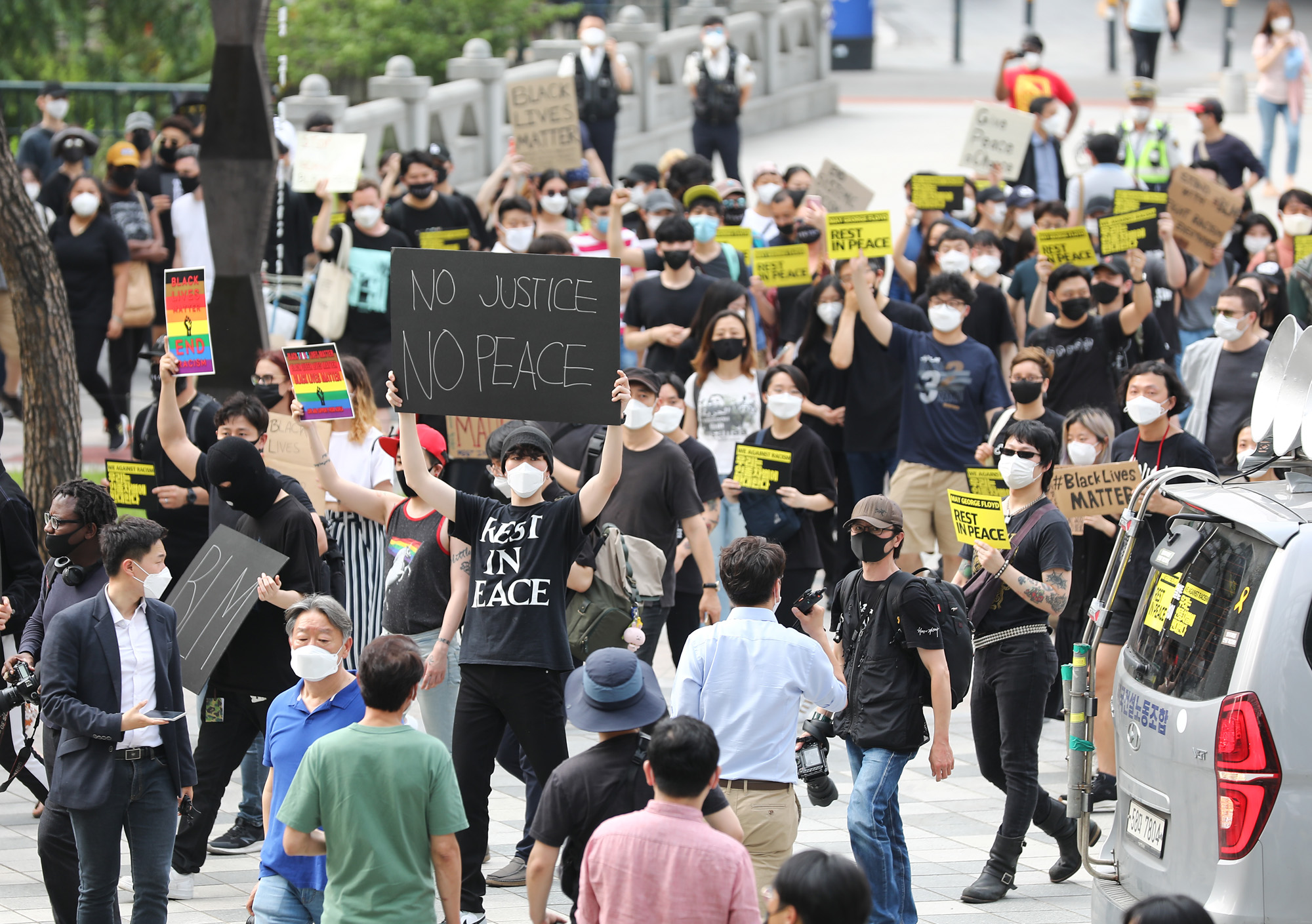 조지플로이드;조지플로이드추모집회;흑인차별;흑인차별반대집회;흑인집회;백인경찰가혹행위