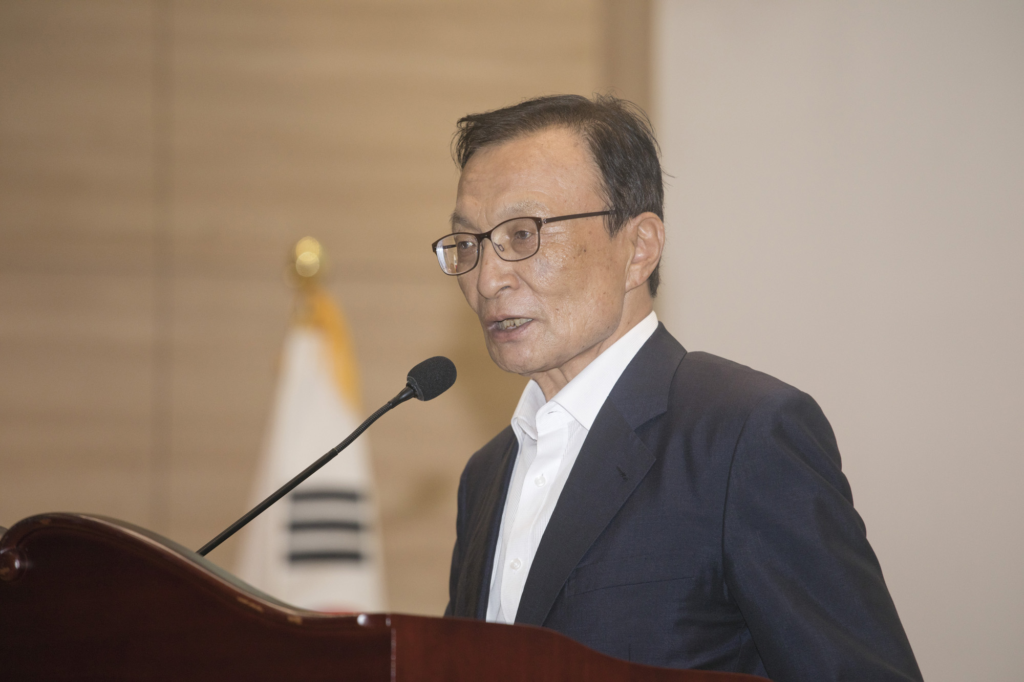 정치;그린뉴딜;정책토론회;제레미 리프킨