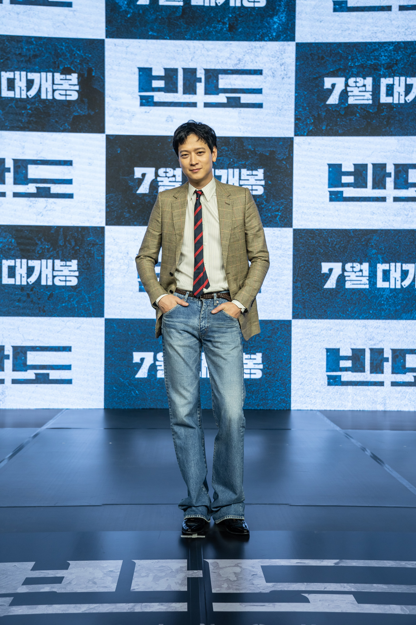 반도;K좀비;케이좀비;부산행2
