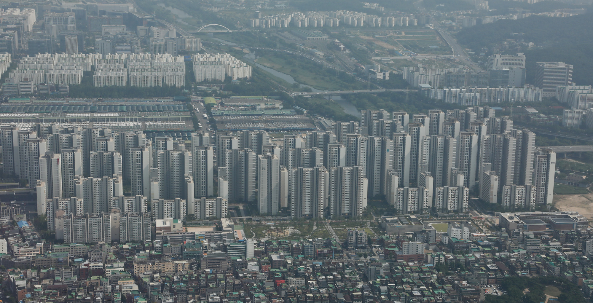 아파트;서초구아파트;롯데월드타워;헬리오시티