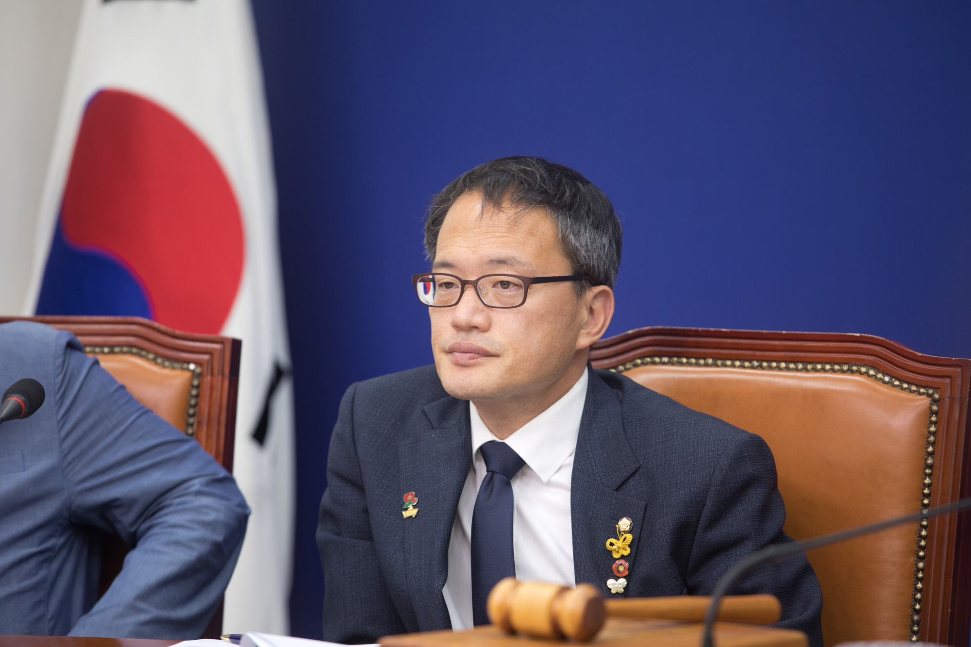 정치;정당;더불어민주당;최고위회의;이해찬;김태년;박주민