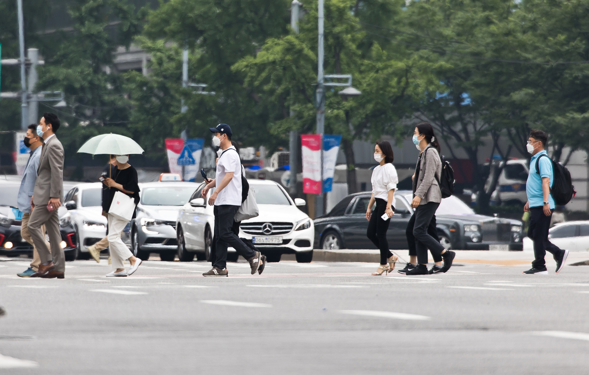 건강;환경;코로나19;신종코로나바이러스감염증;개인방역;마스크;폭염마스크;폭염스케치;더위스케치