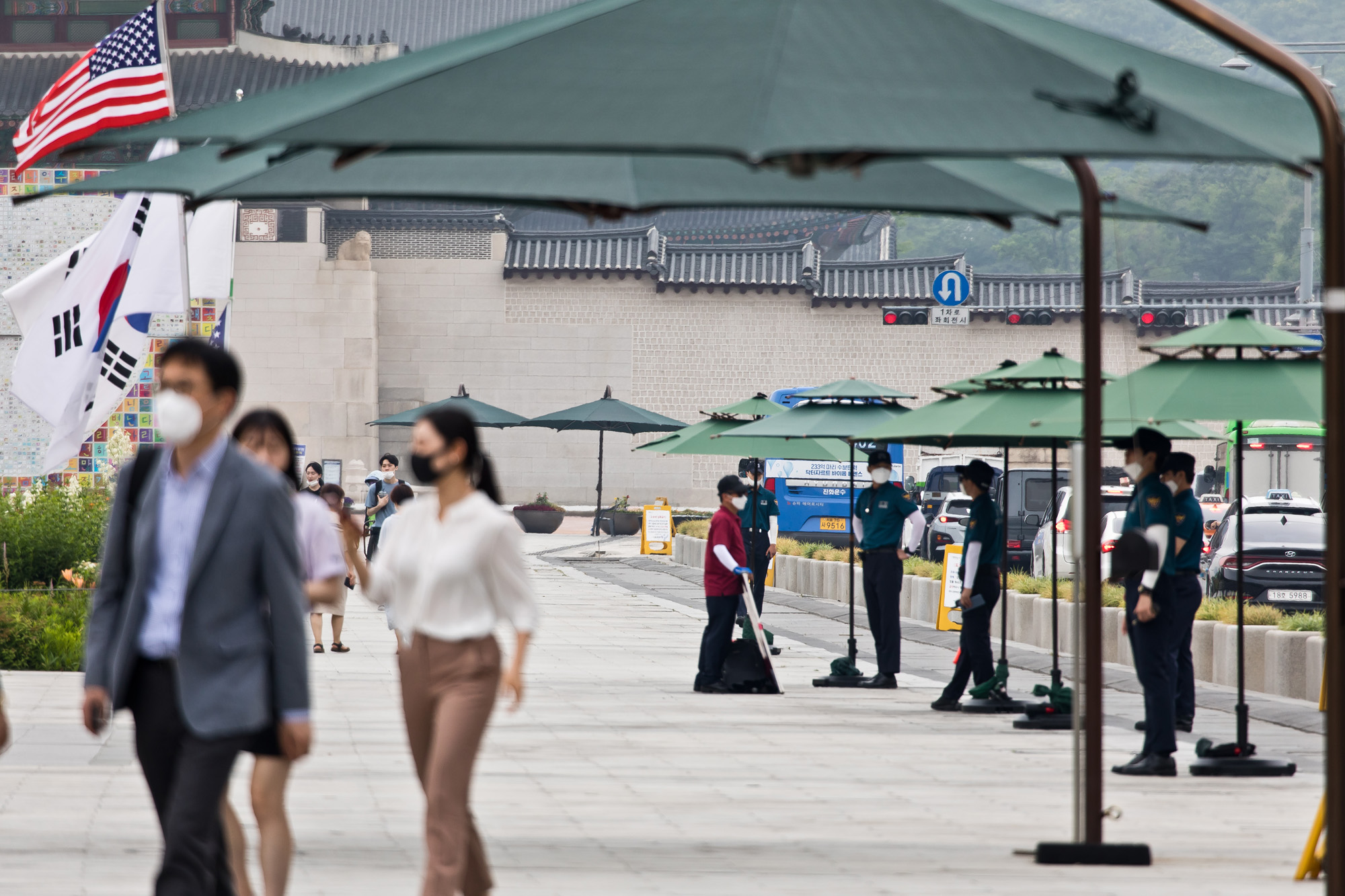 건강;환경;코로나19;신종코로나바이러스감염증;개인방역;마스크;폭염마스크;폭염스케치;더위스케치