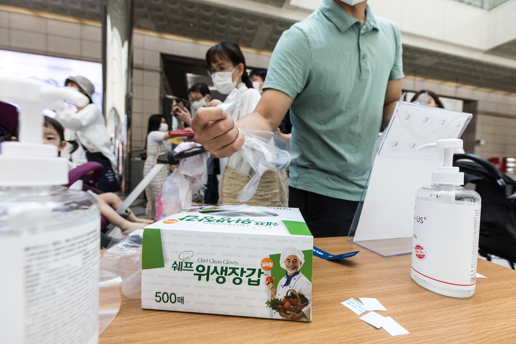 사회;환경;일회용품;코로나19;신종코로나바이러스감염증;코로나일회용품정책;일회용위생장갑;일회용품폐기