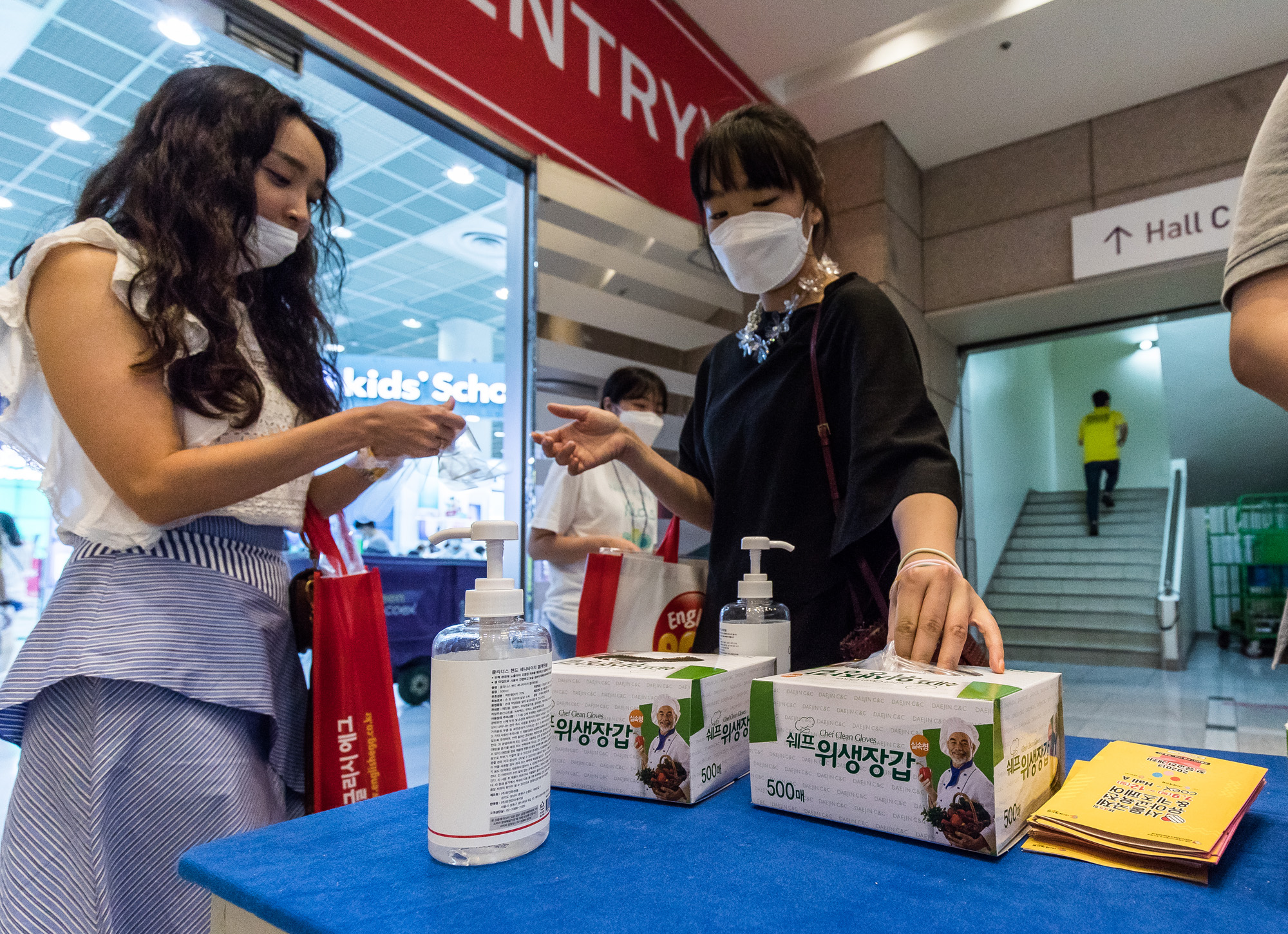 사회;환경;일회용품;코로나19;신종코로나바이러스감염증;코로나일회용품정책;일회용위생장갑;일회용품폐기