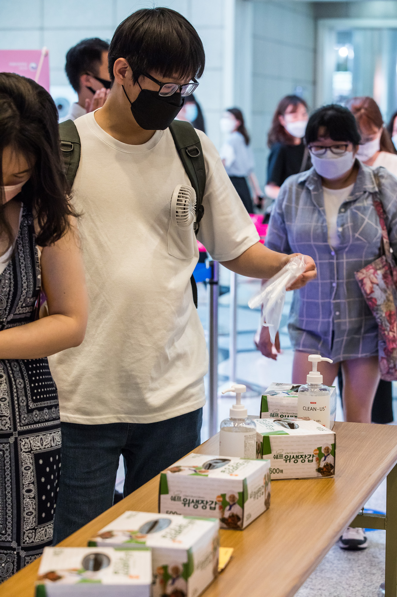 사회;환경;일회용품;코로나19;신종코로나바이러스감염증;코로나일회용품정책;일회용위생장갑;일회용품폐기