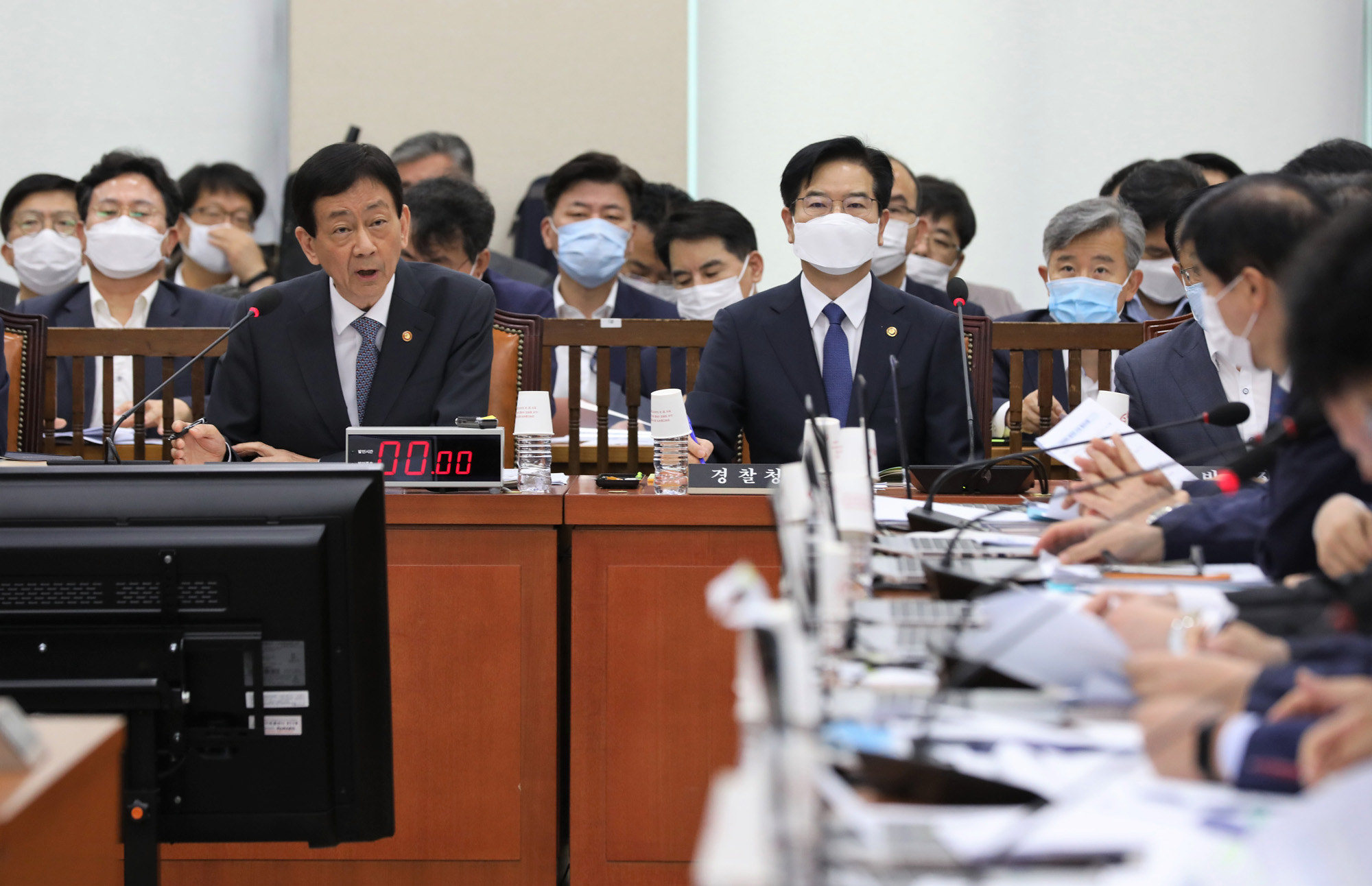 정치;국회;행정안전위원회;진영