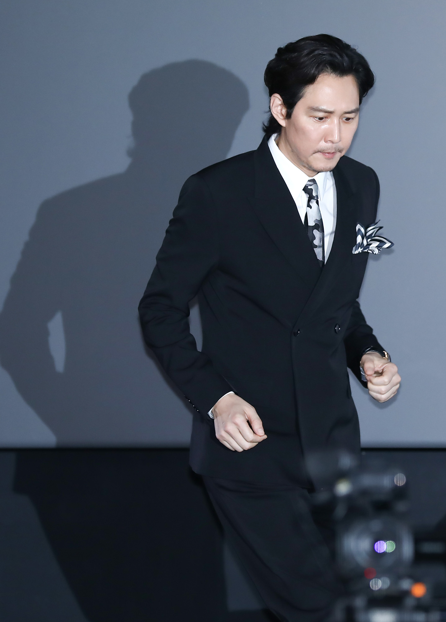 다만악에서구하고서;영화;언론시사회