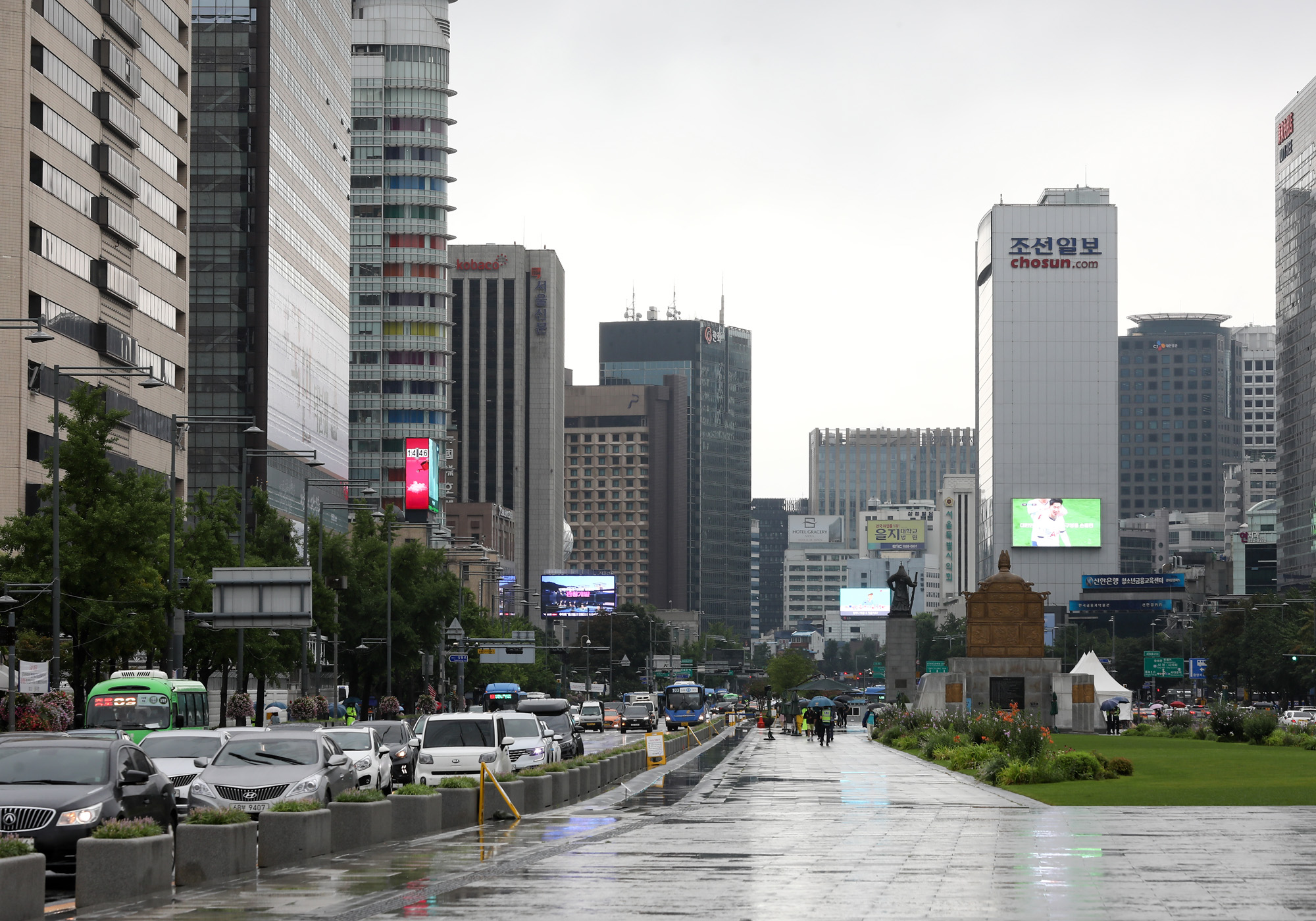 사회;서울숲길;샹젤리제거리;광화문거리