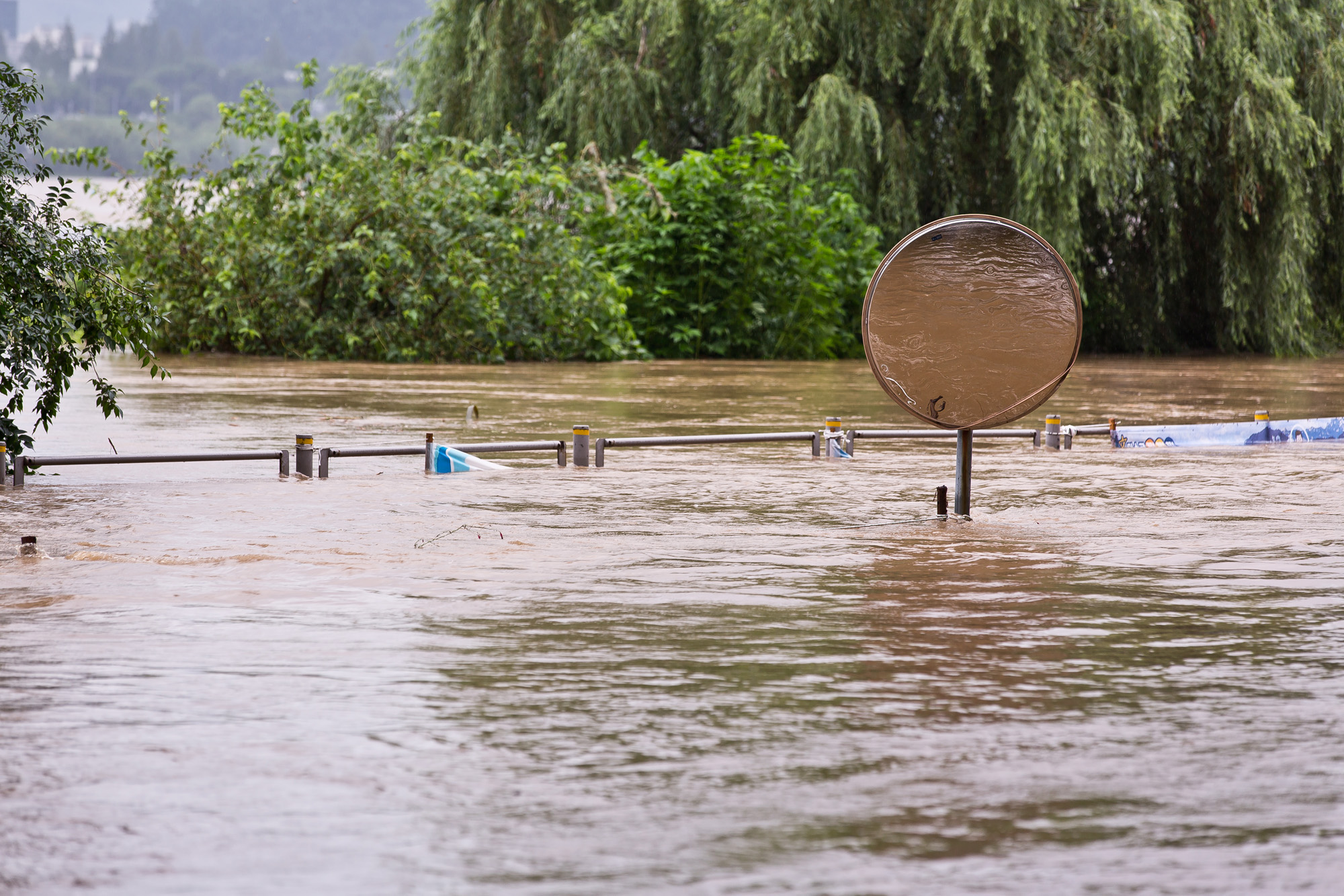 사회;세태;계절스케치;여름;장마철;장마철폭우;잠수교침수;한강잠수교;한강수위상승