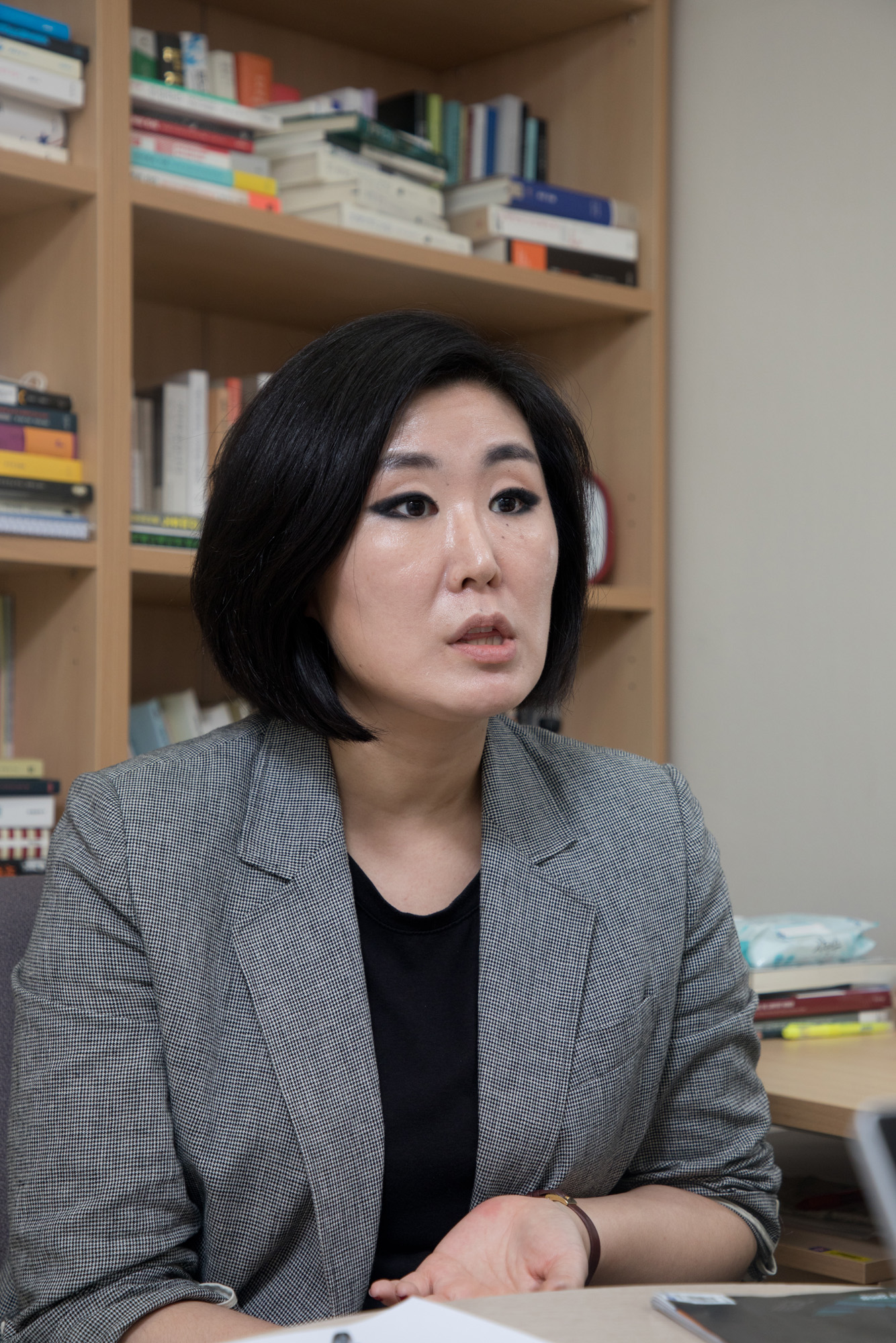 사회;페미니즘;성매매;성산업;레이디 크레딧;김주희