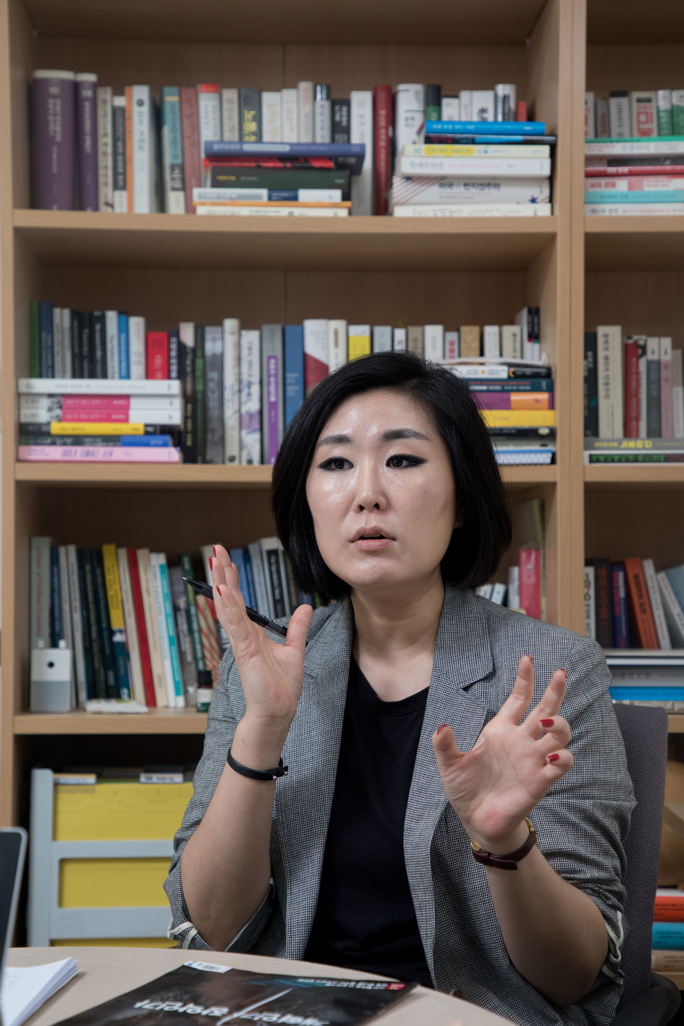 사회;페미니즘;성매매;성산업;레이디 크레딧;김주희