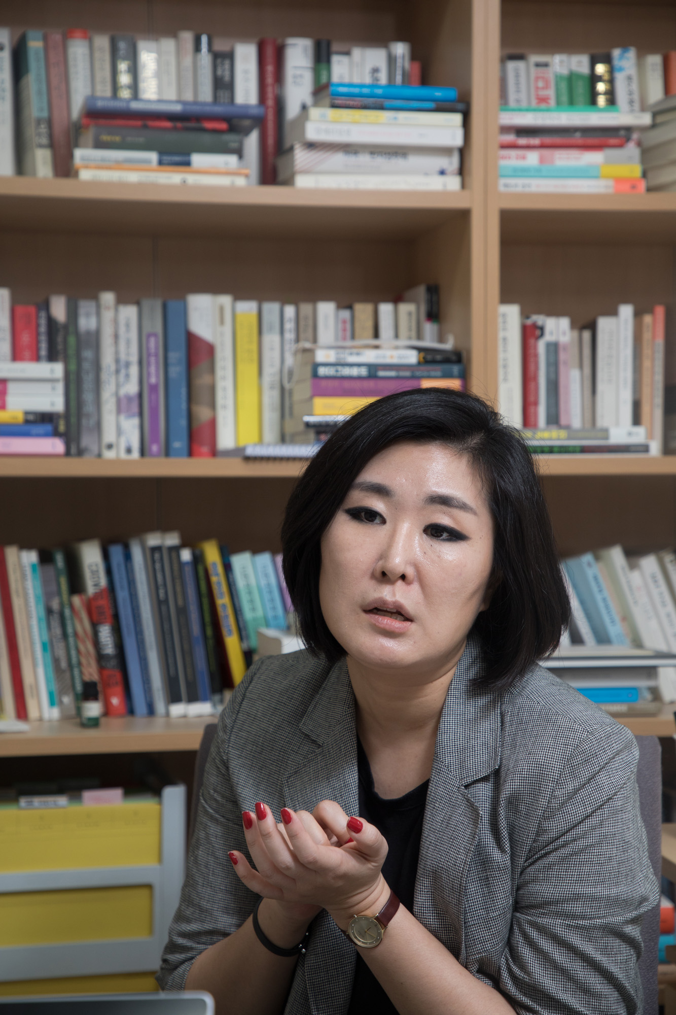 사회;페미니즘;성매매;성산업;레이디 크레딧;김주희