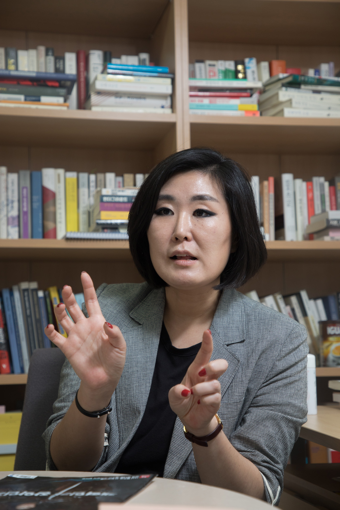 사회;페미니즘;성매매;성산업;레이디 크레딧;김주희