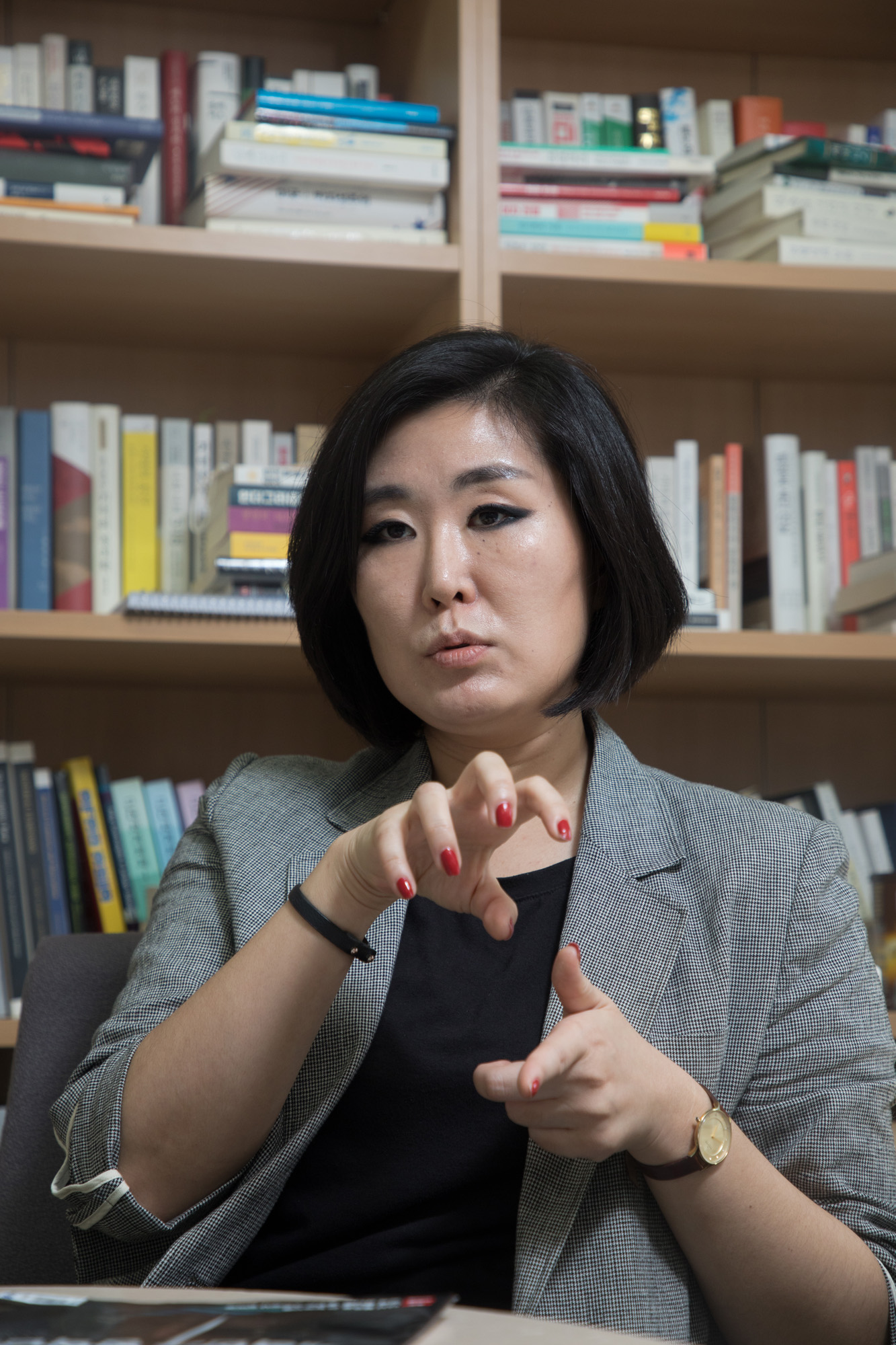 사회;페미니즘;성매매;성산업;레이디 크레딧;김주희