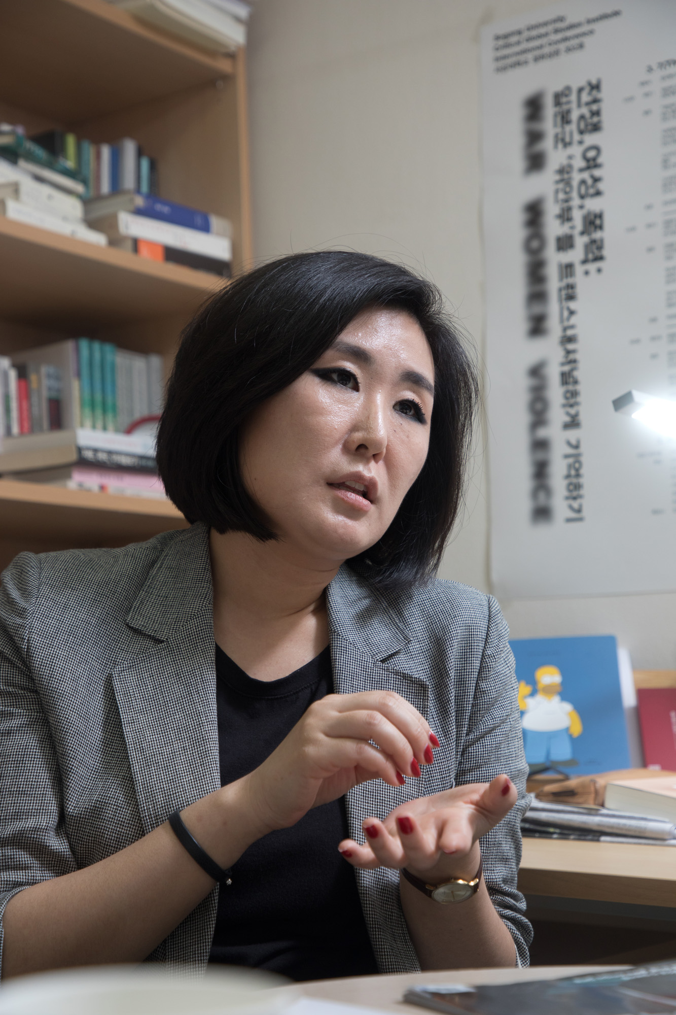 사회;페미니즘;성매매;성산업;레이디 크레딧;김주희