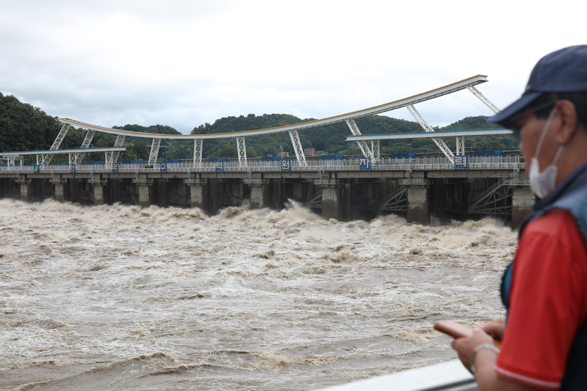 사회;팔당댐;팔당댐방류