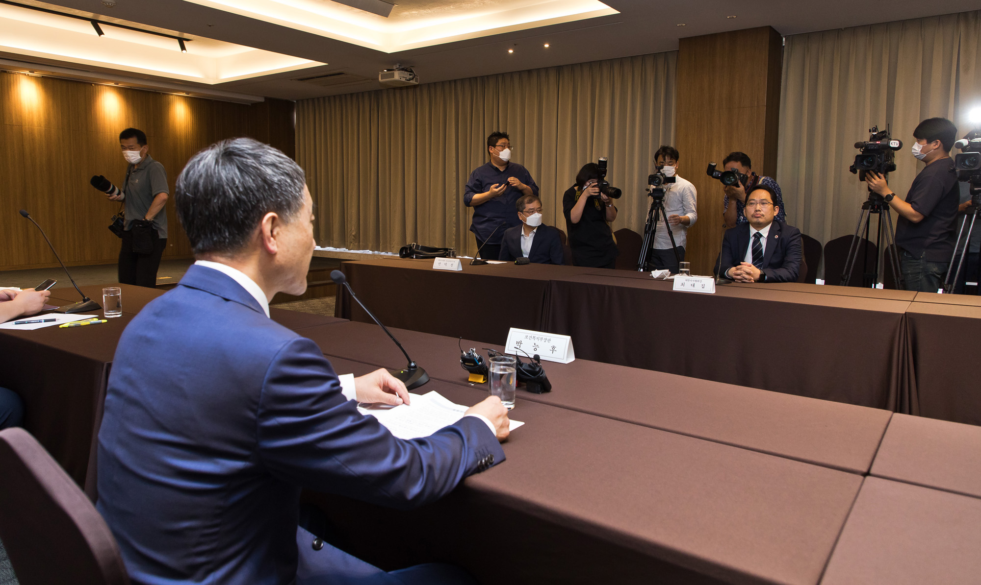 정부;보건복지부;의료계;대한의사협회;박능후;최대집;의.정간담회;의대정원확대;의료계파업