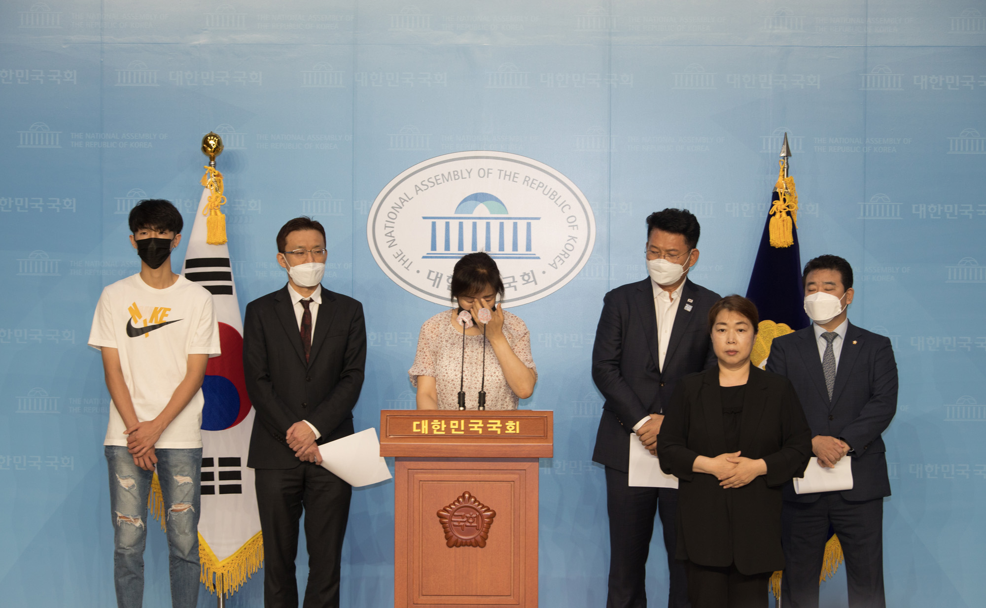 정치;국회;기자회견;고유민;배구;자살;왕따;현대건설