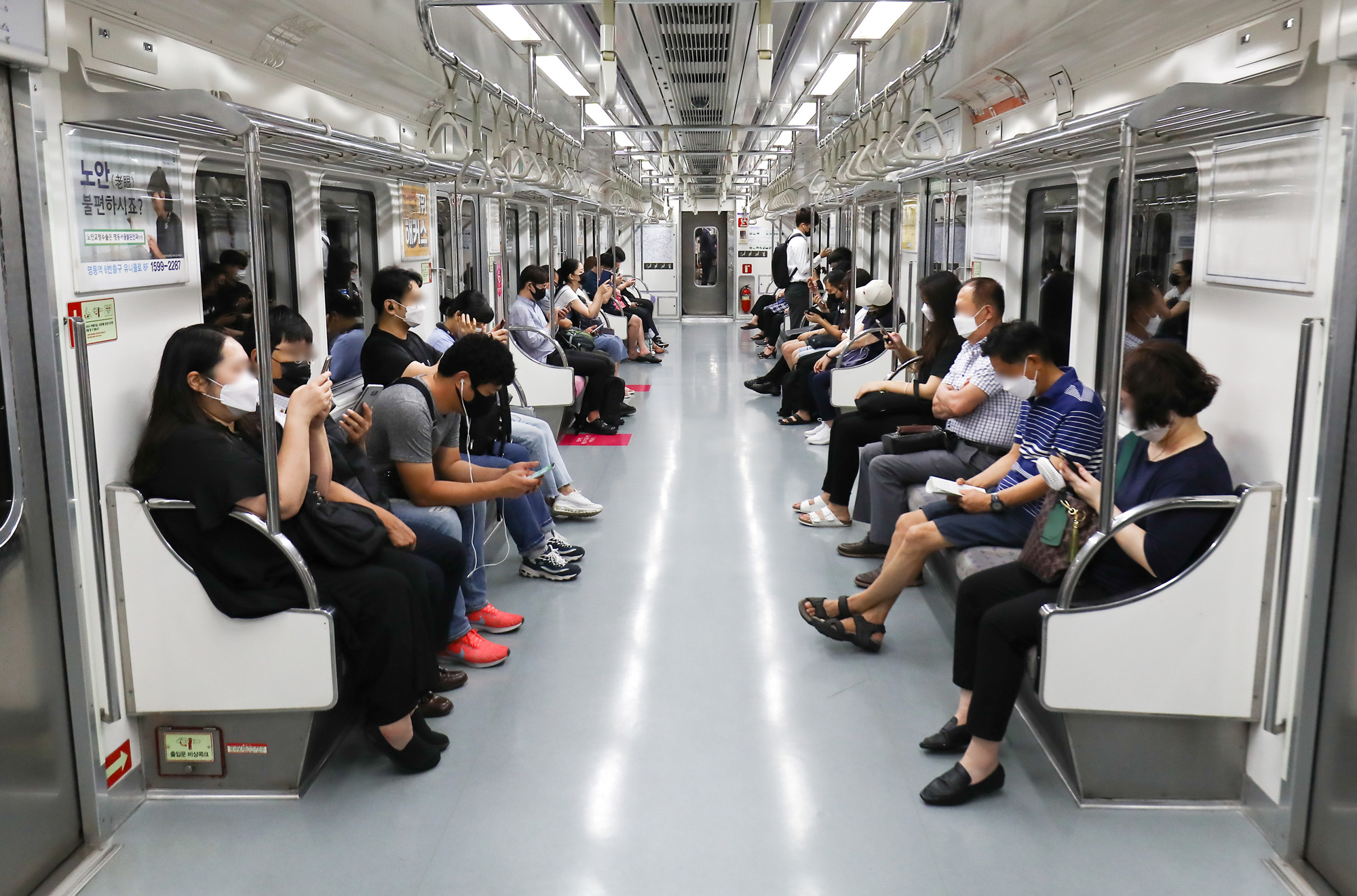 사회;코로나;코로나19;마스크;지하철마스크;직장인마스크