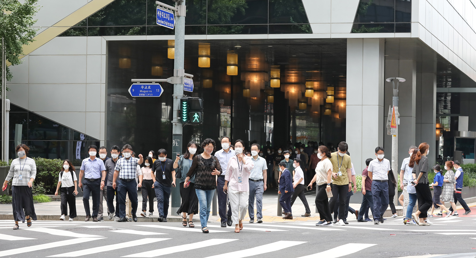 사회;코로나;코로나19;직장인마스크;직장인마스크점심;점심식사마스크;코로나점심식사