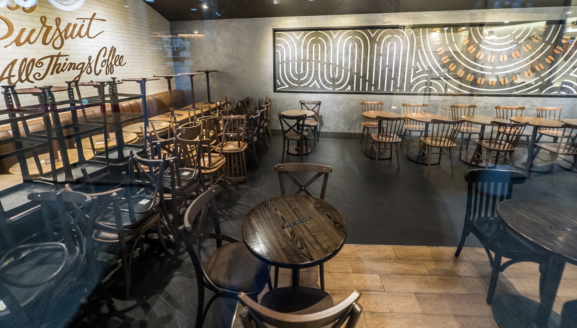 사회;세태;전염병;판데믹;코로나19;신종코로나바이러스감염증;COVID-19;사회적거리두기;사회적거리두기2.5단계;상권스케치;홍대거리