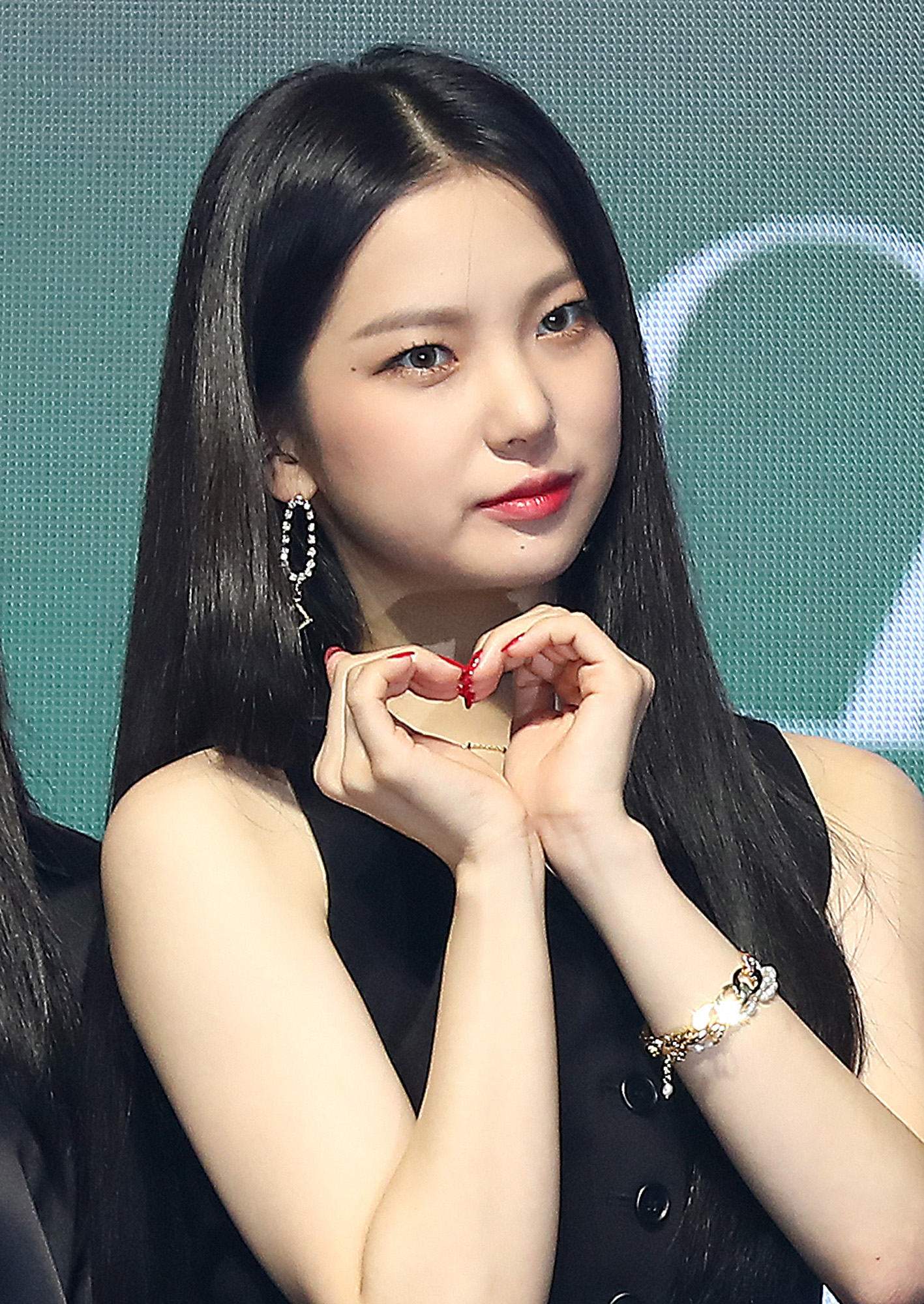 연예;가수;CLC;씨엘씨;걸그룹;쇼케이스