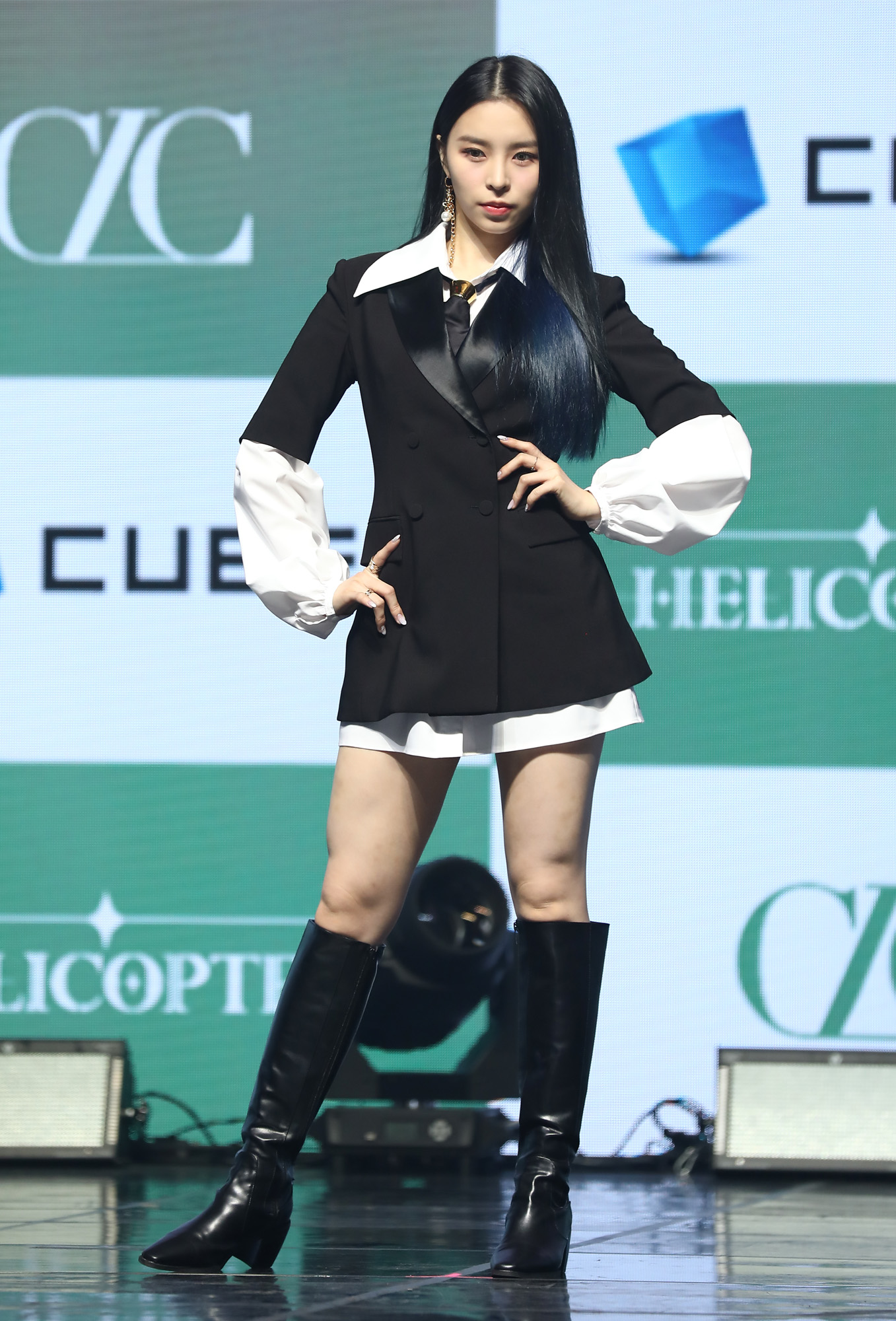 연예;가수;CLC;씨엘씨;걸그룹;쇼케이스