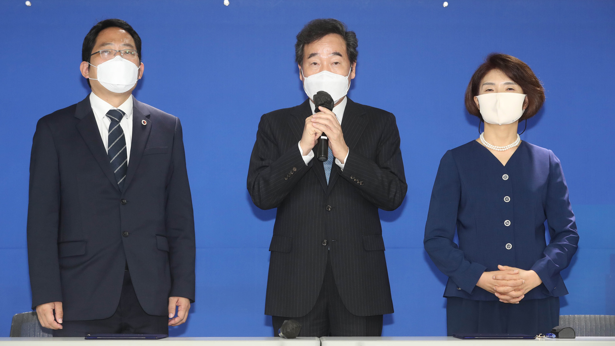 정치;대한의사협회;최대집;더불어민주당의사협회합의서;정책협약이행합의서체결식;한정애;이낙연